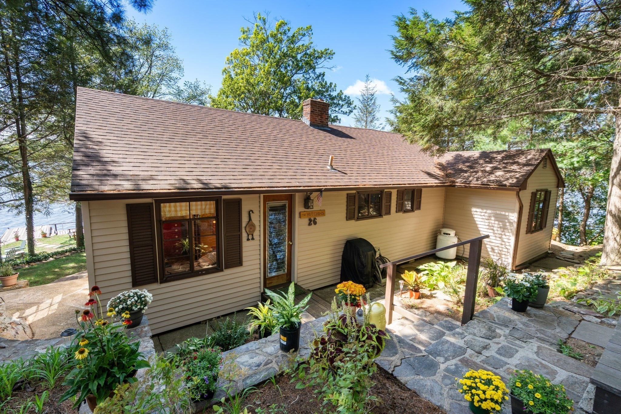 26 Barry Dr. Property Photo 4