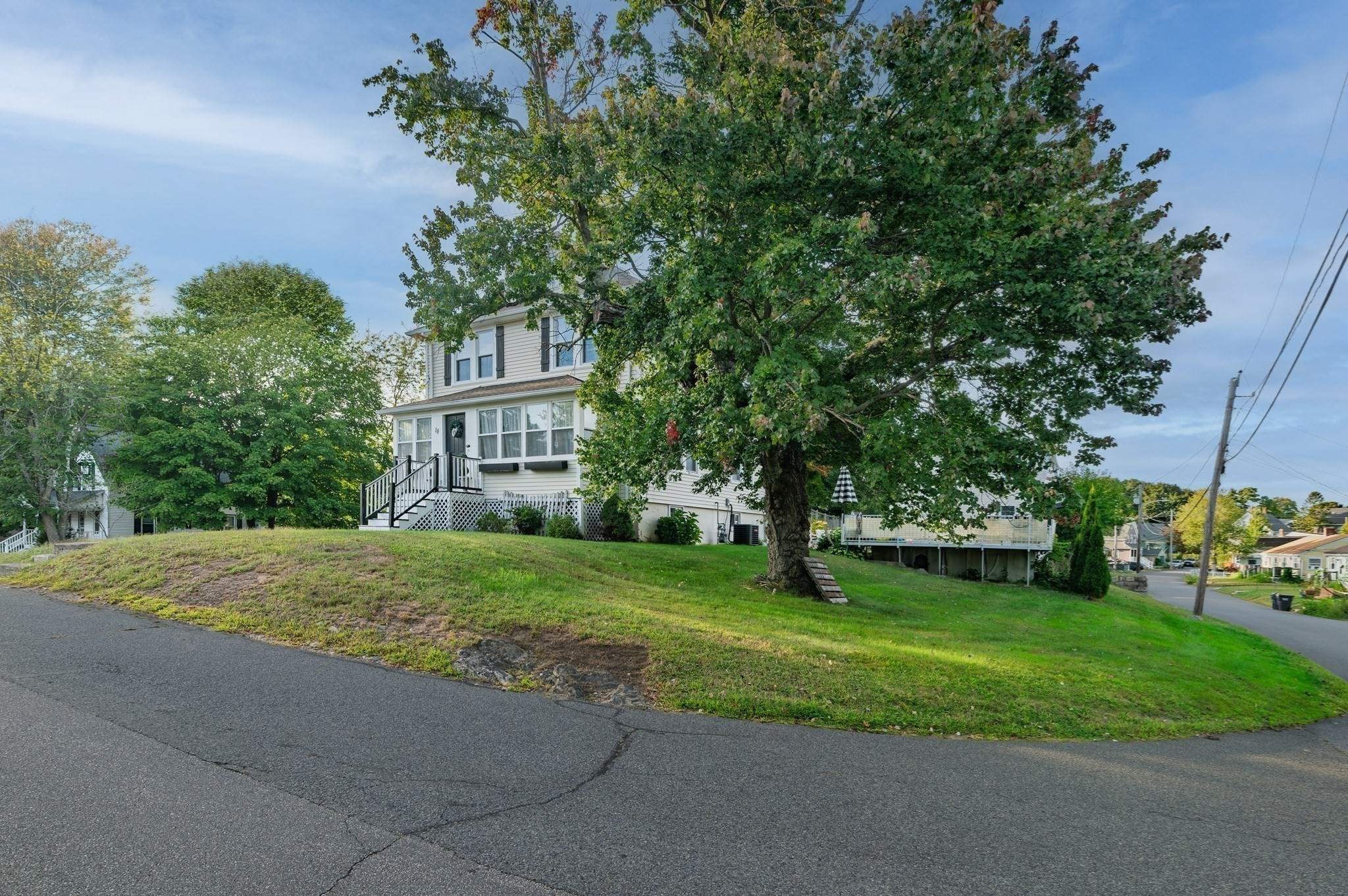 18 Vine Property Photo 5