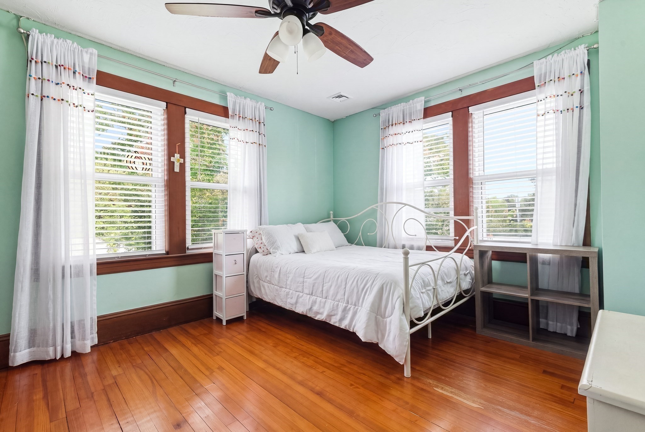 18 Vine Property Photo 22