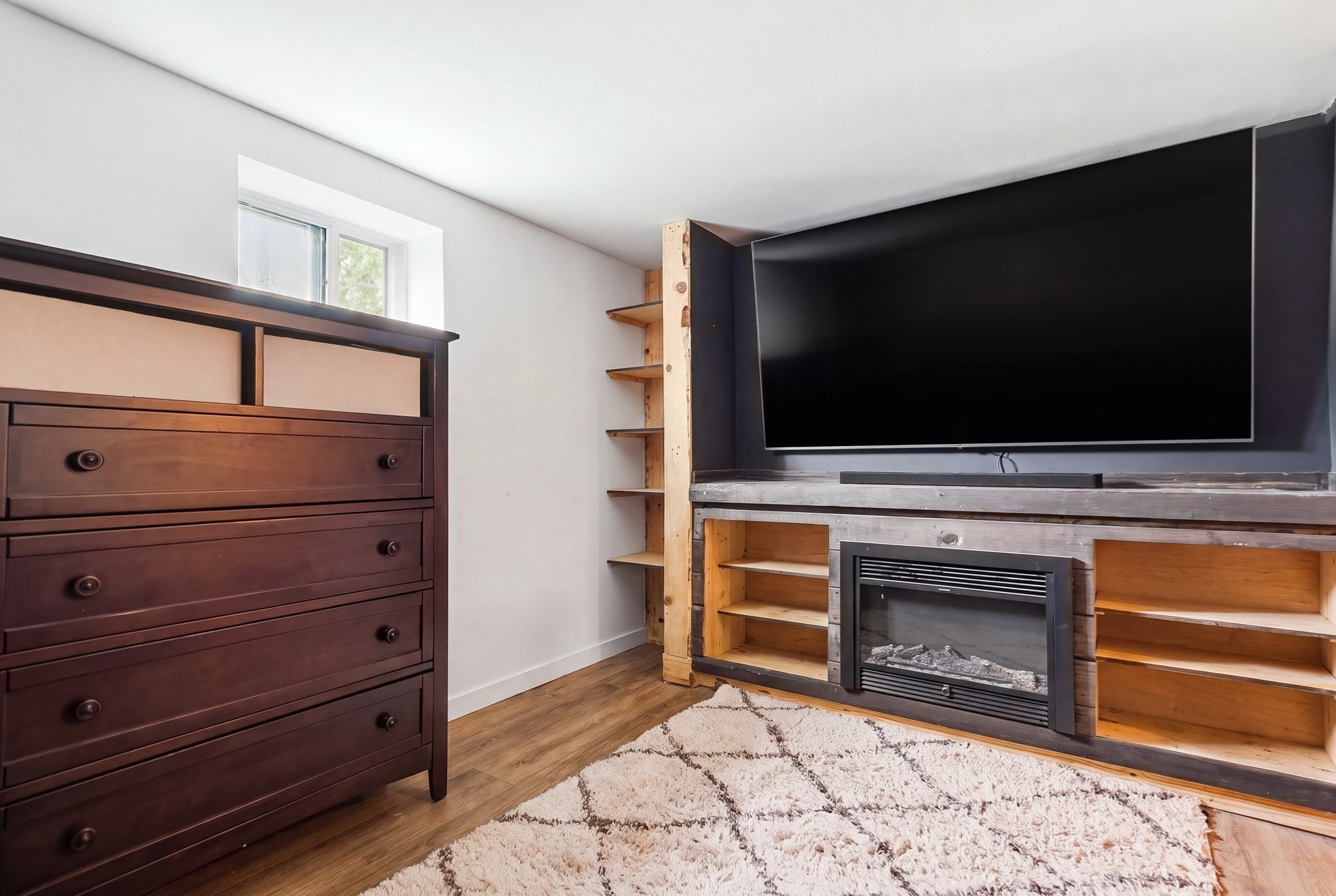 18 Vine Property Photo 25