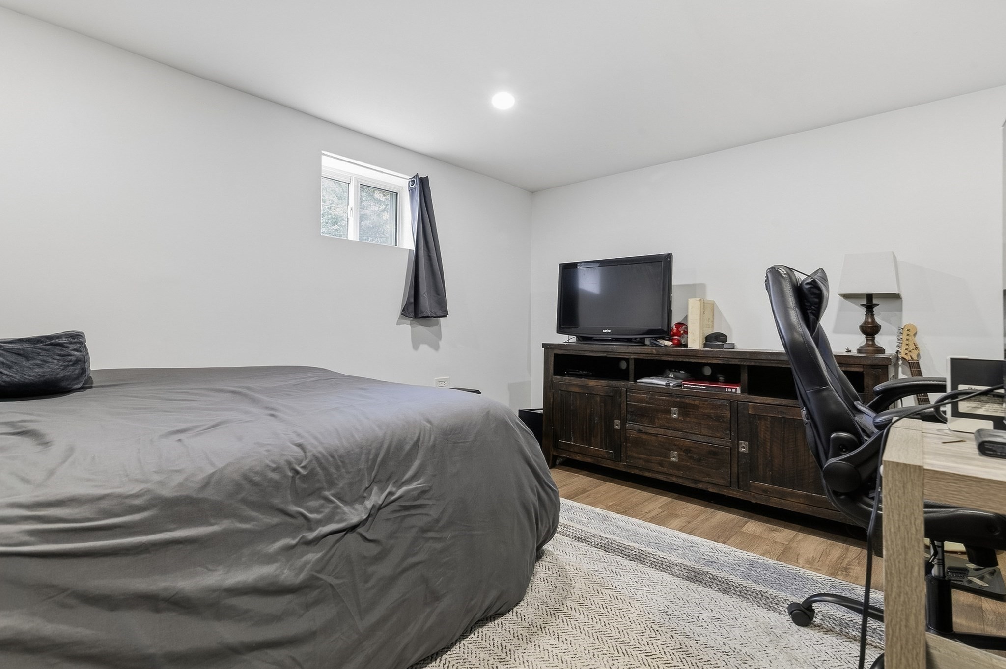 18 Vine Property Photo 26