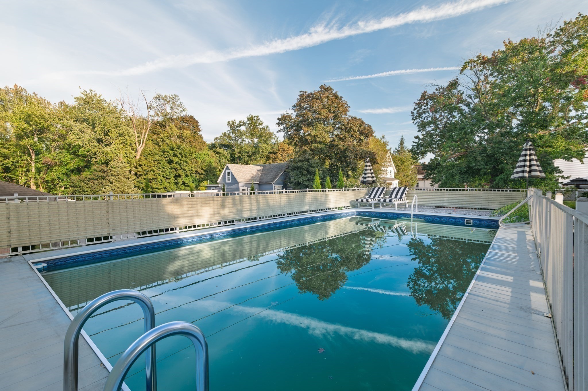 18 Vine Property Photo 31