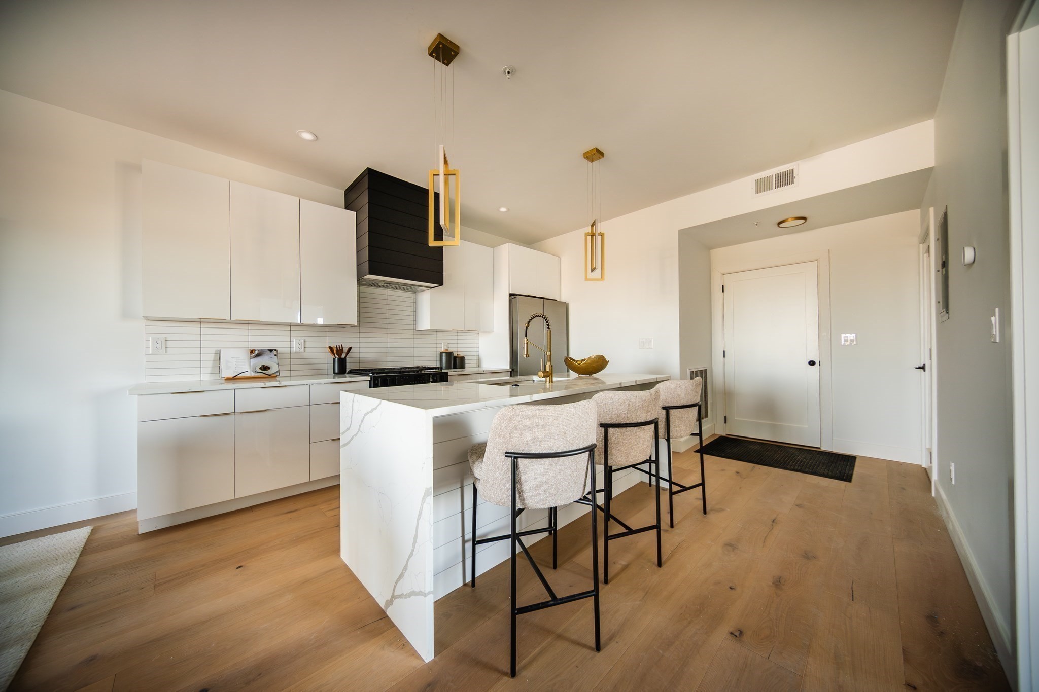 66 Mcgrath # 203 Property Photo 4