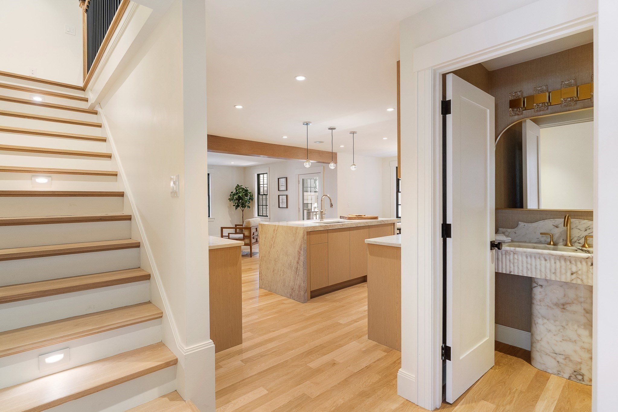 9b Mt. Auburn Street # B Property Photo 3