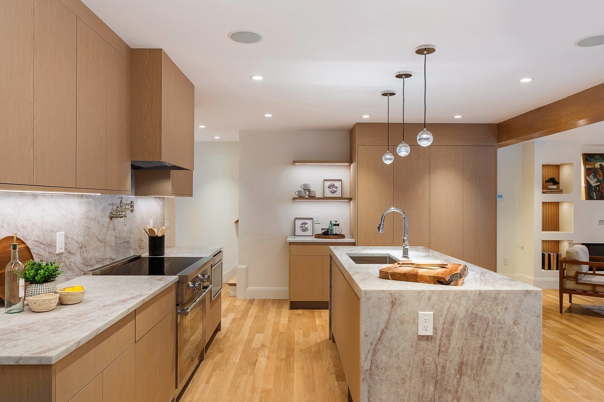9b Mt. Auburn Street # B Property Photo 7