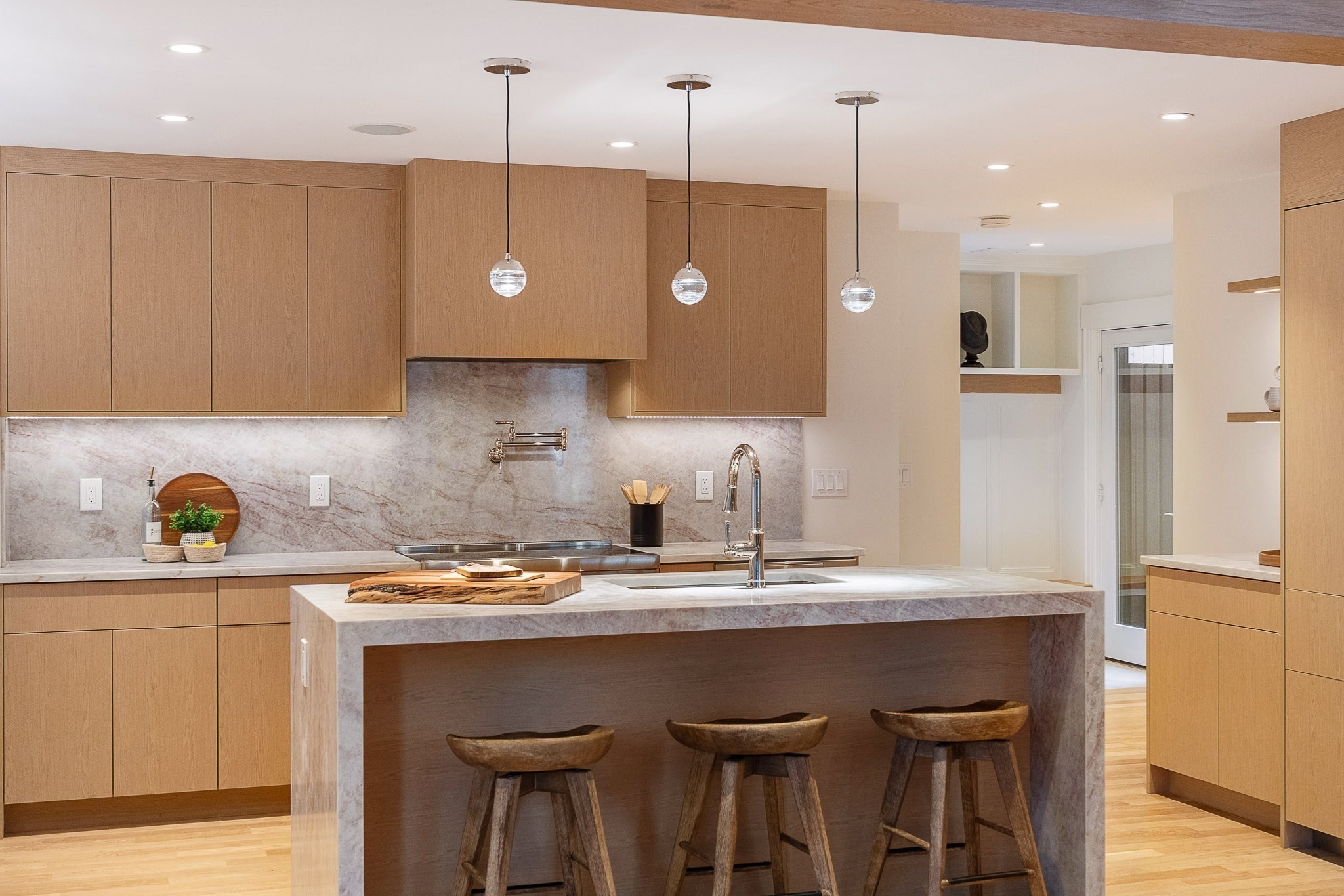 9b Mt. Auburn Street # B Property Photo 8