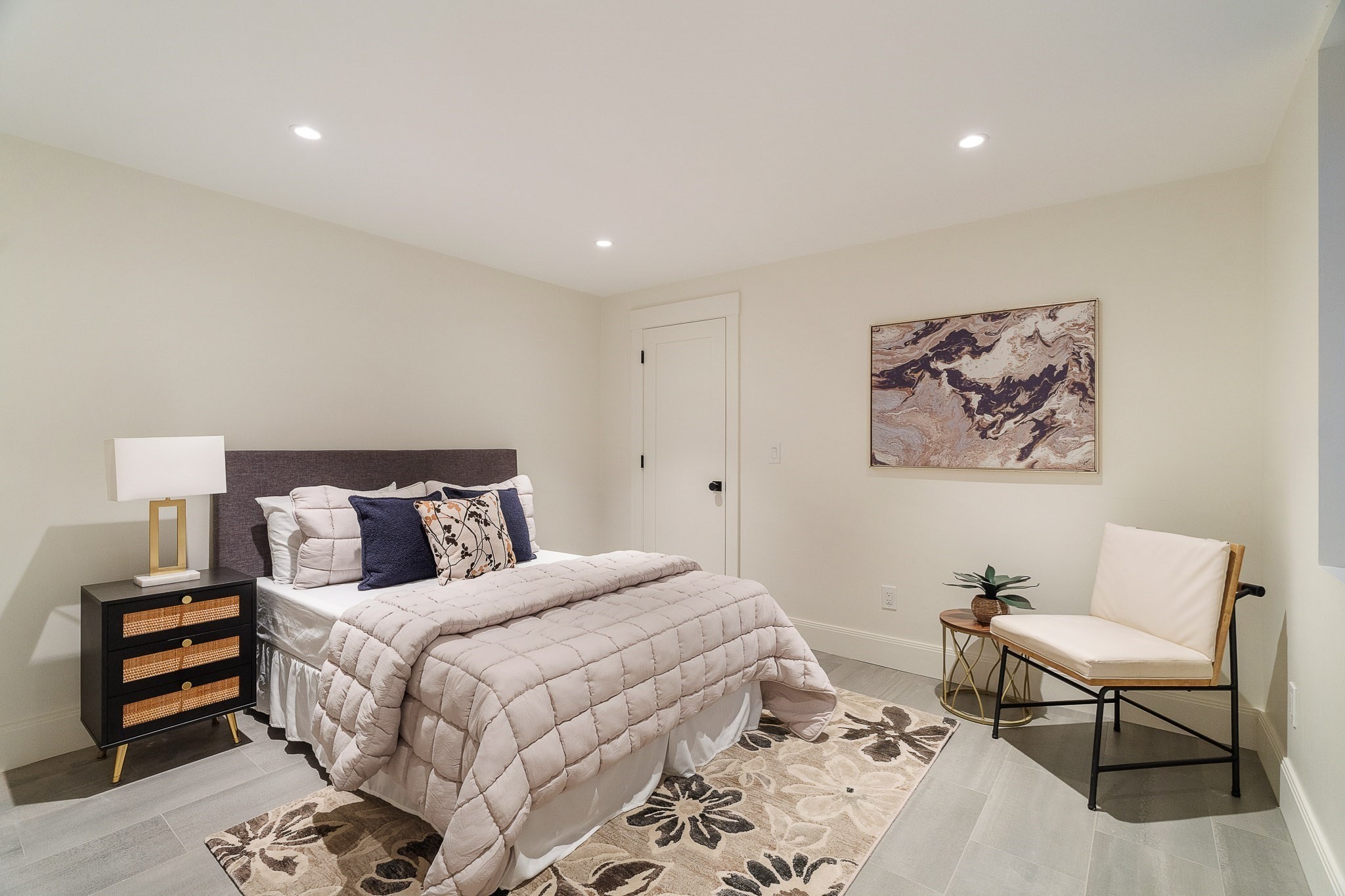 9b Mt. Auburn Street # B Property Photo 32