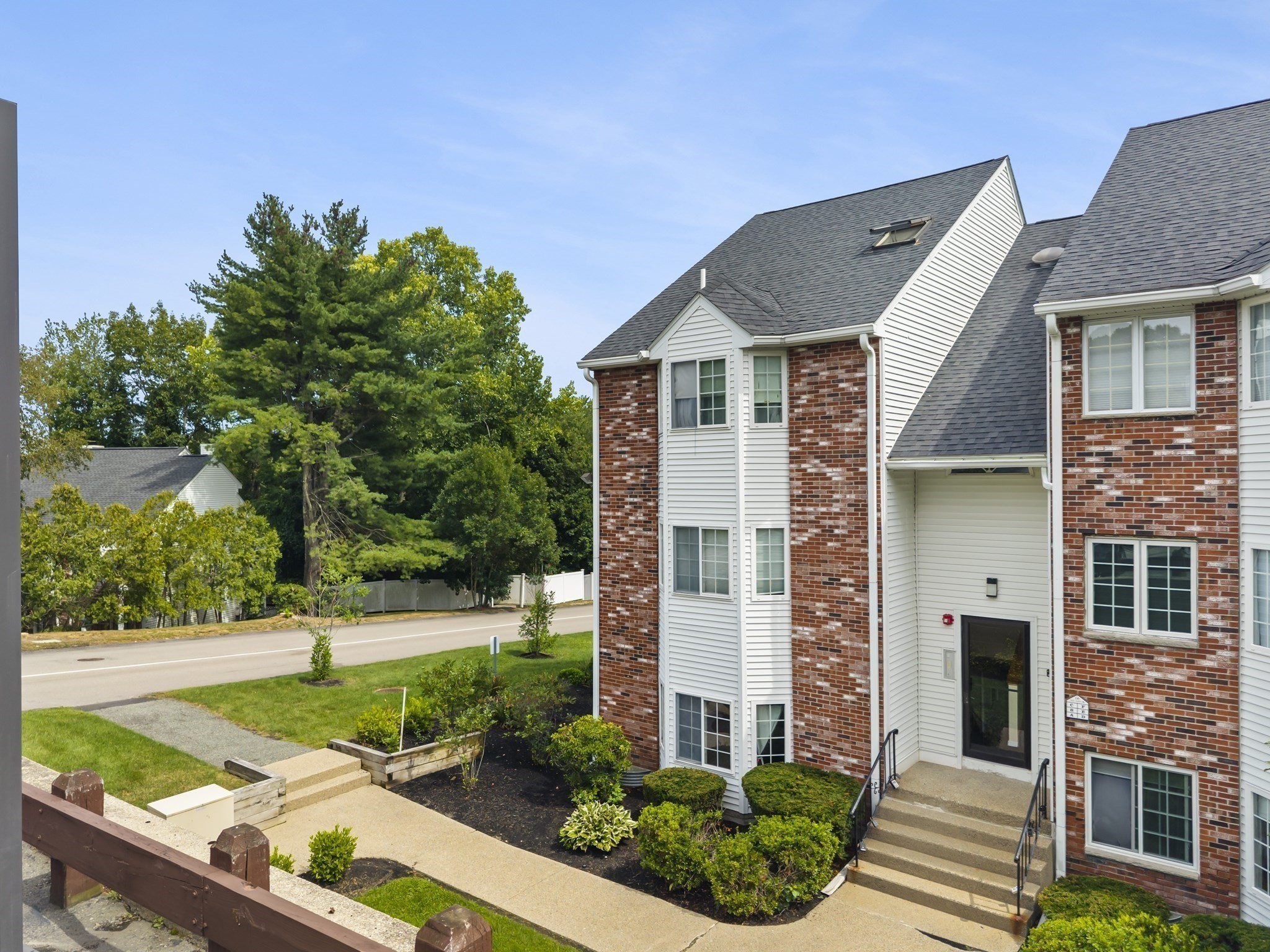 116 Tall Oaks Drive # A Property Photo 18