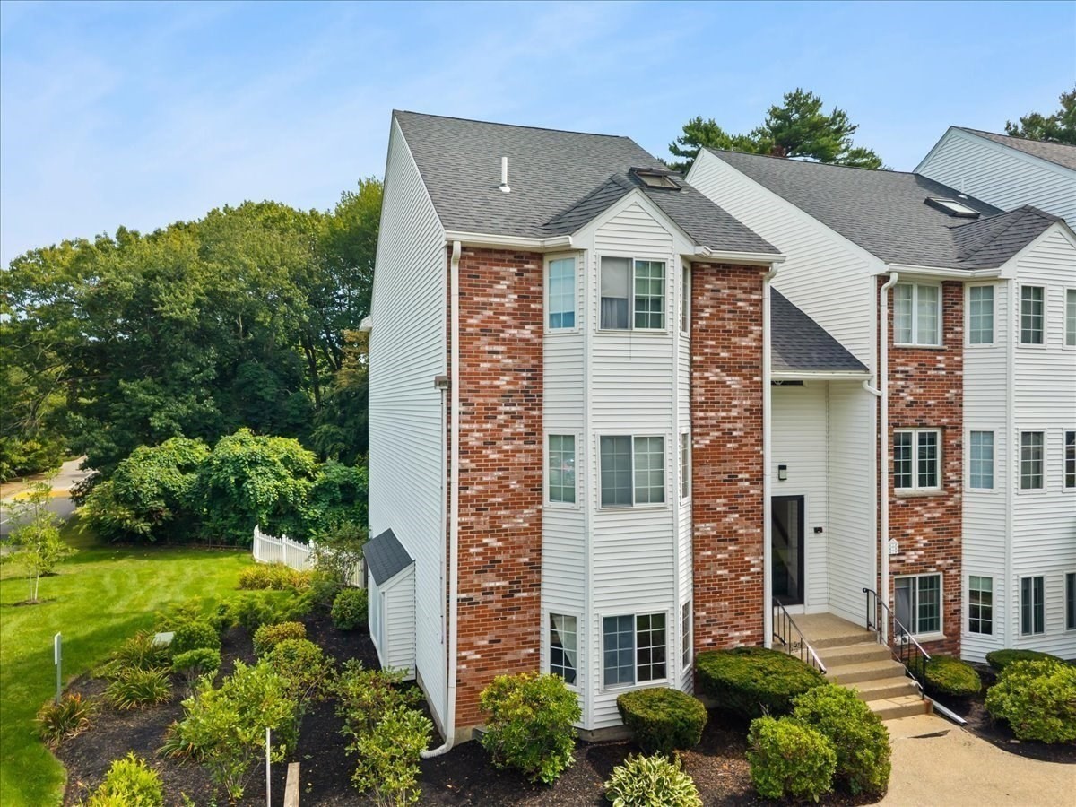 116 Tall Oaks Drive # A Property Photo 19