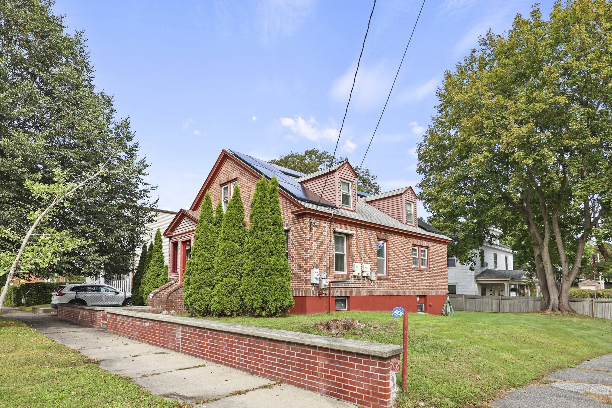 45 Stoddard Ave Property Photo 3