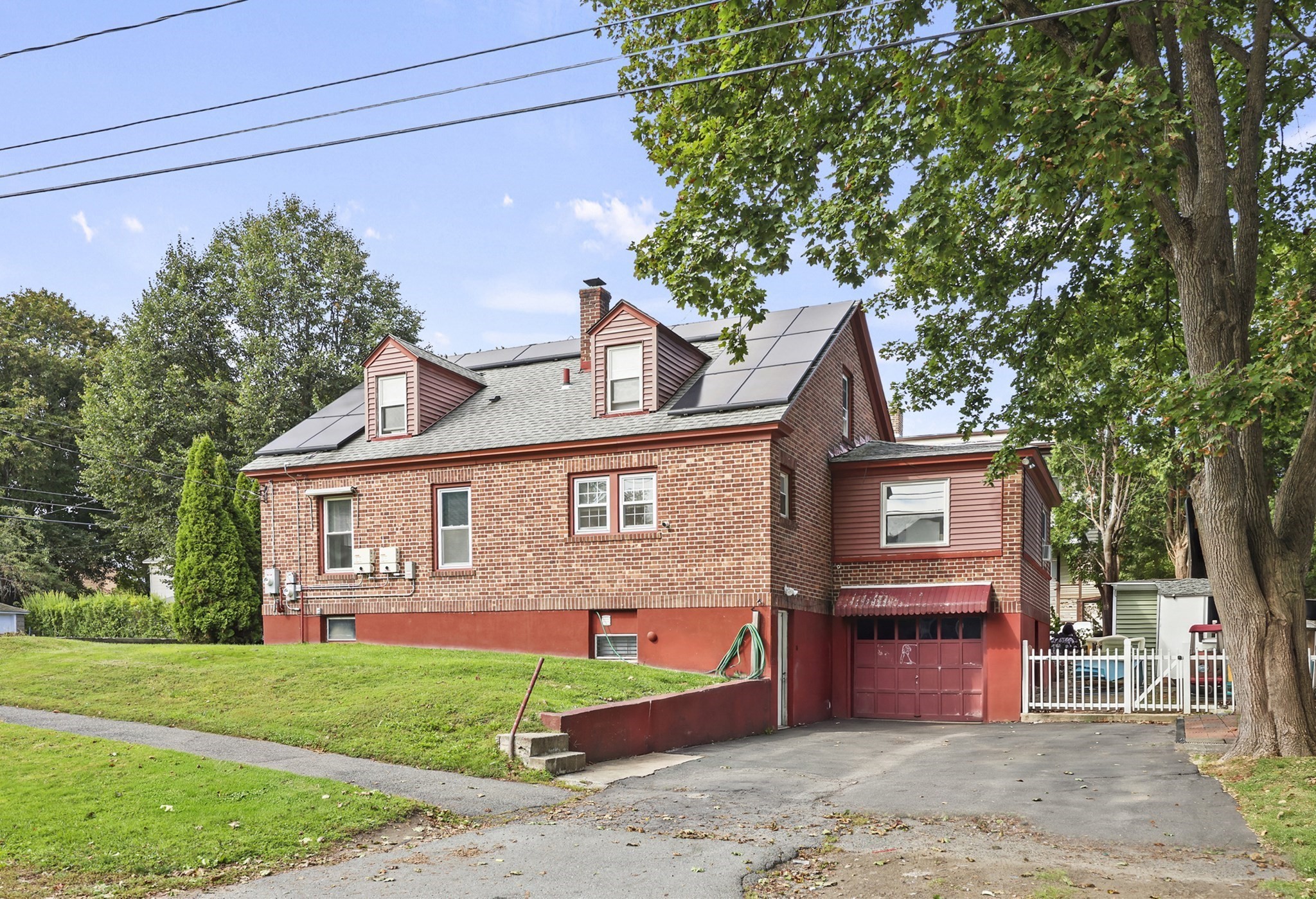 45 Stoddard Ave Property Photo 5