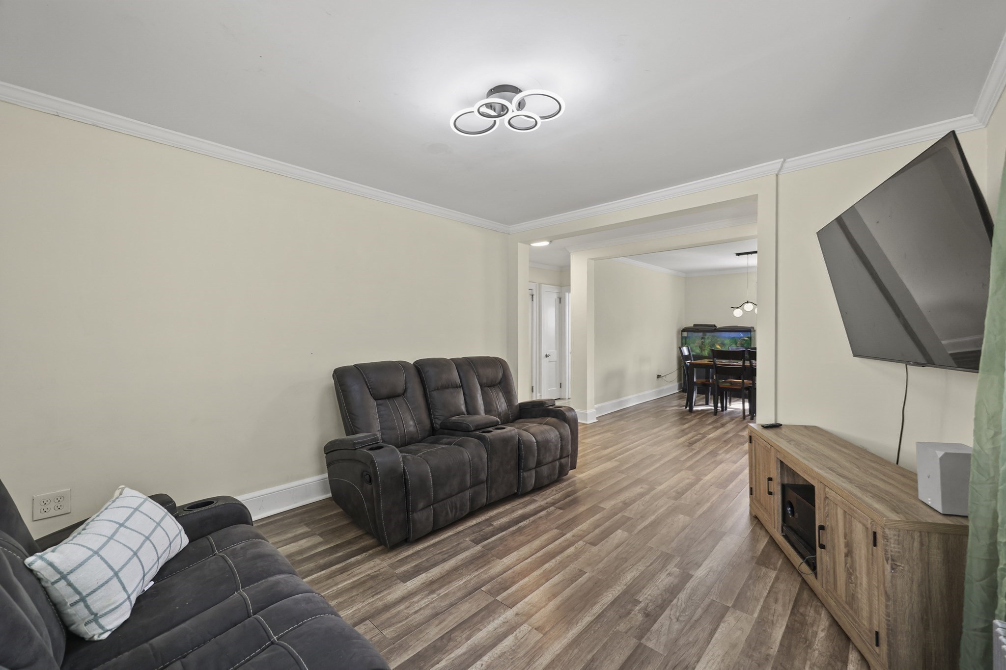 45 Stoddard Ave Property Photo 9