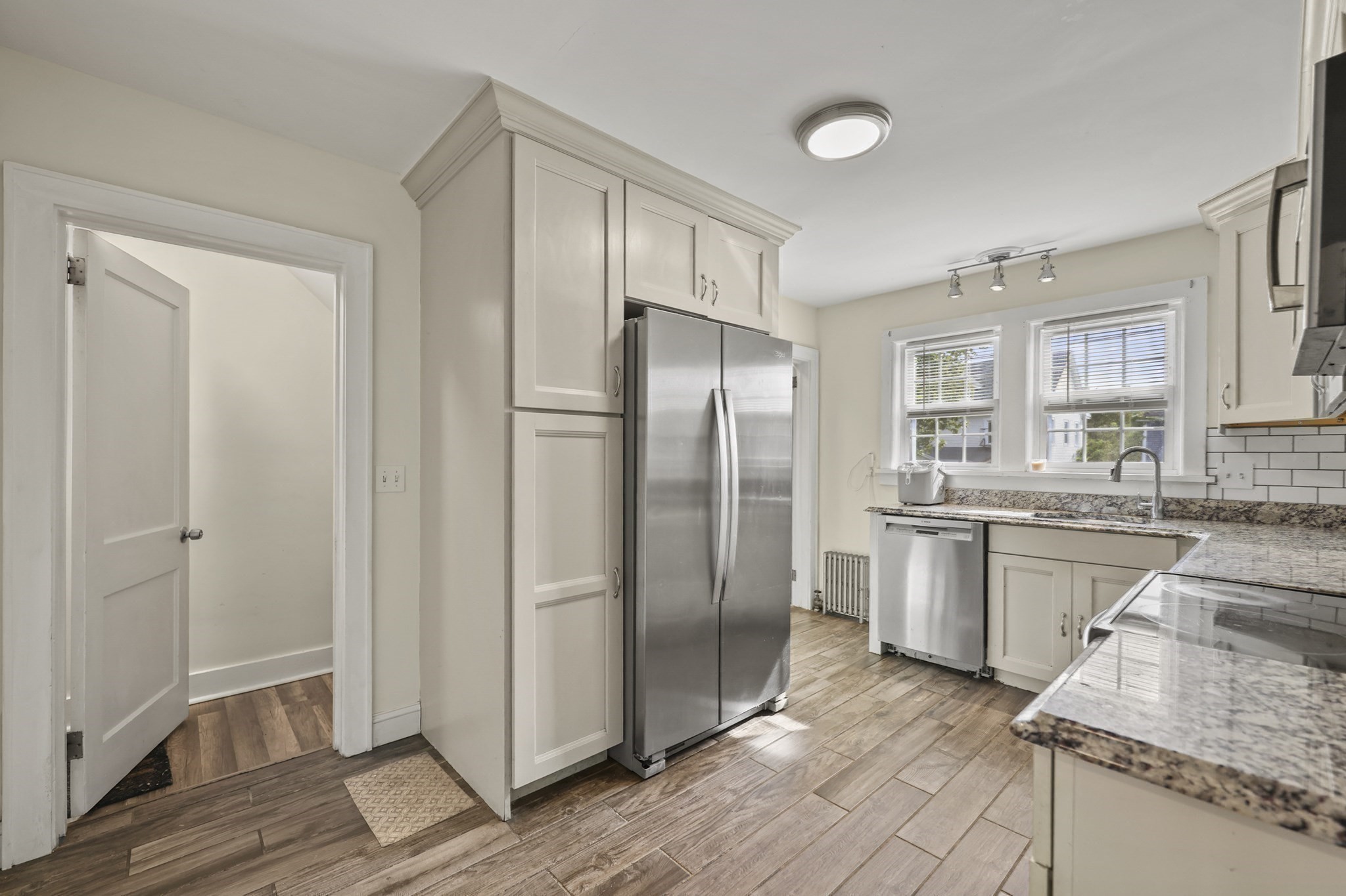 45 Stoddard Ave Property Photo 15