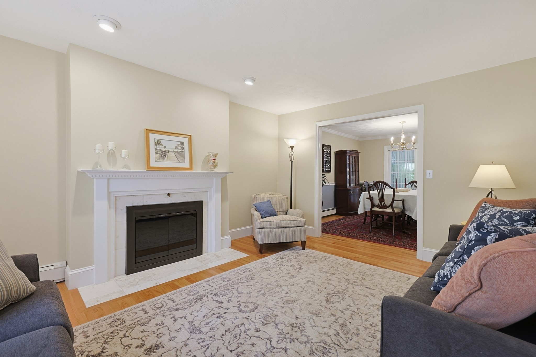125 Walker St Property Photo 4