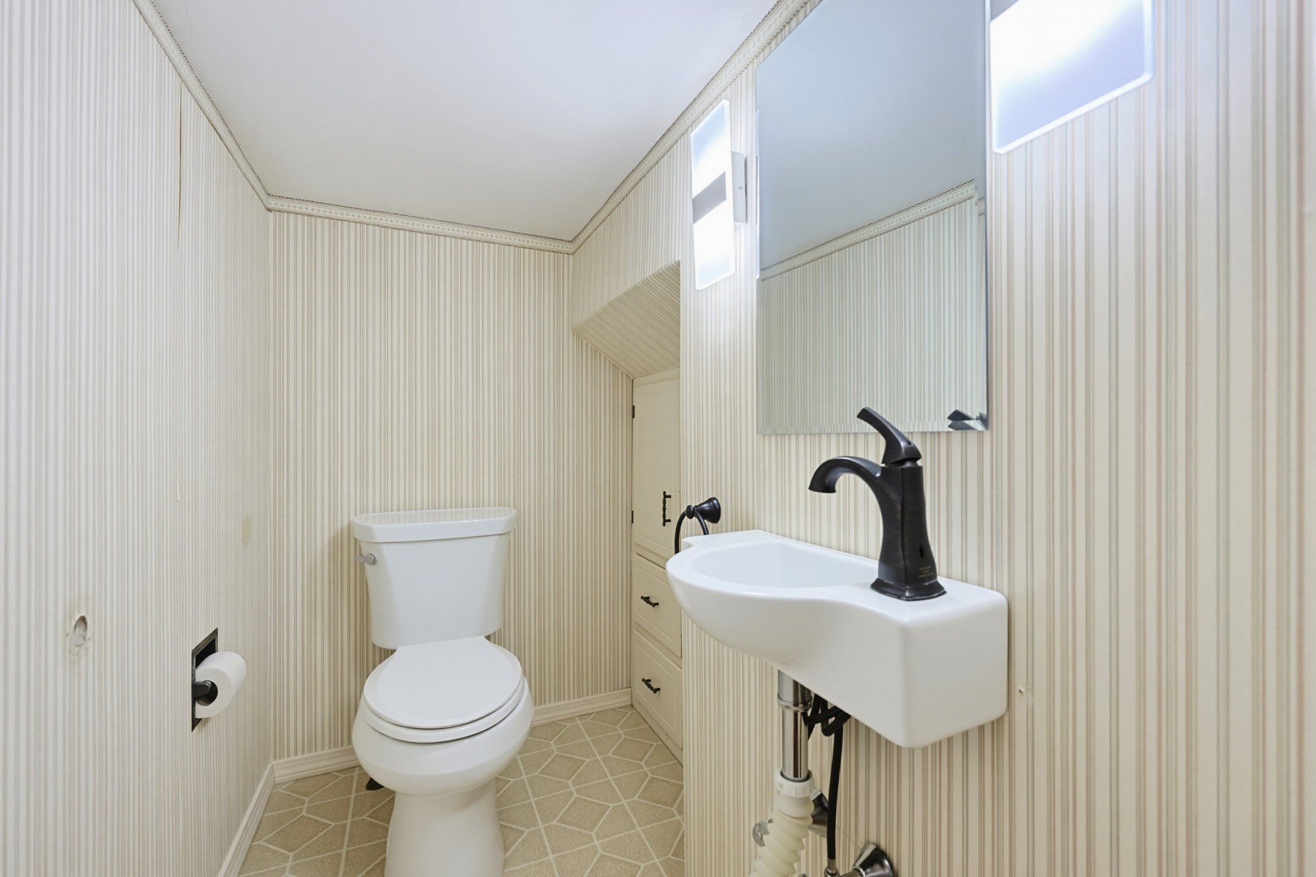 20 Marvin Ave Property Photo 13