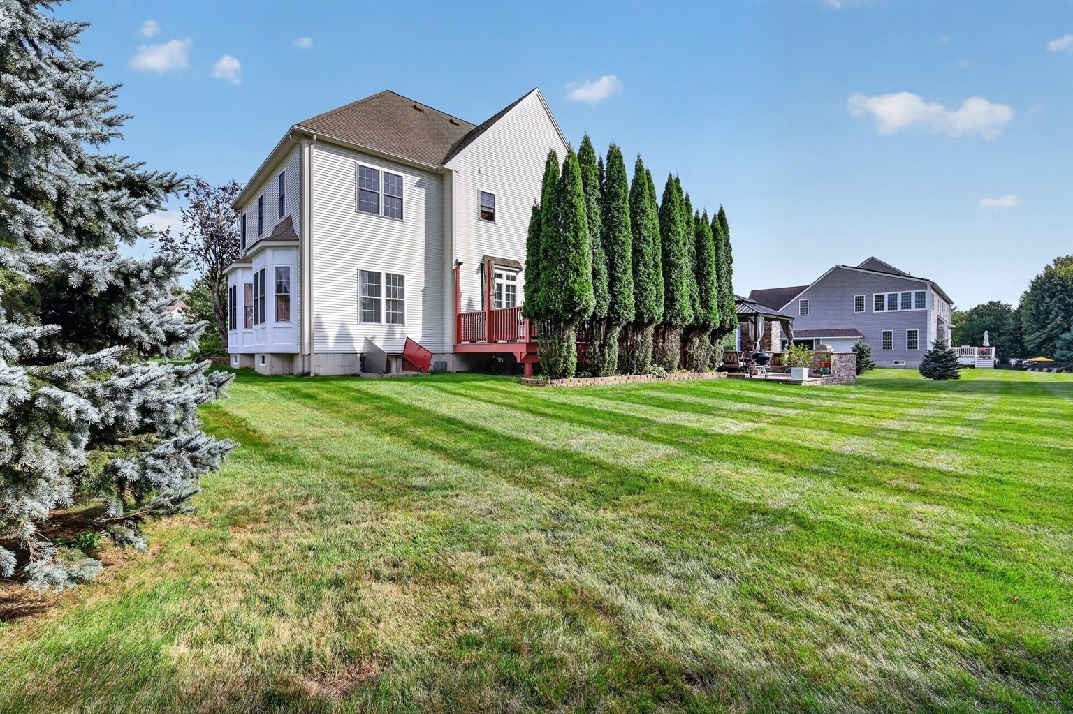 4 Iarussi Way Property Photo 2