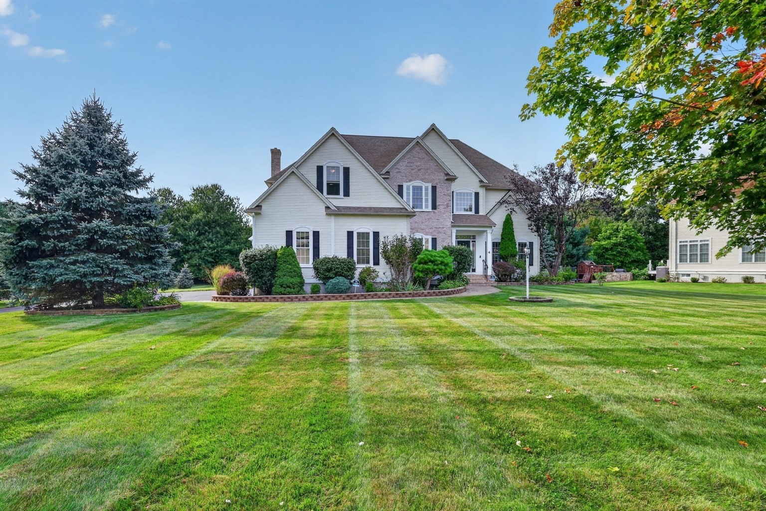 4 Iarussi Way Property Photo 3