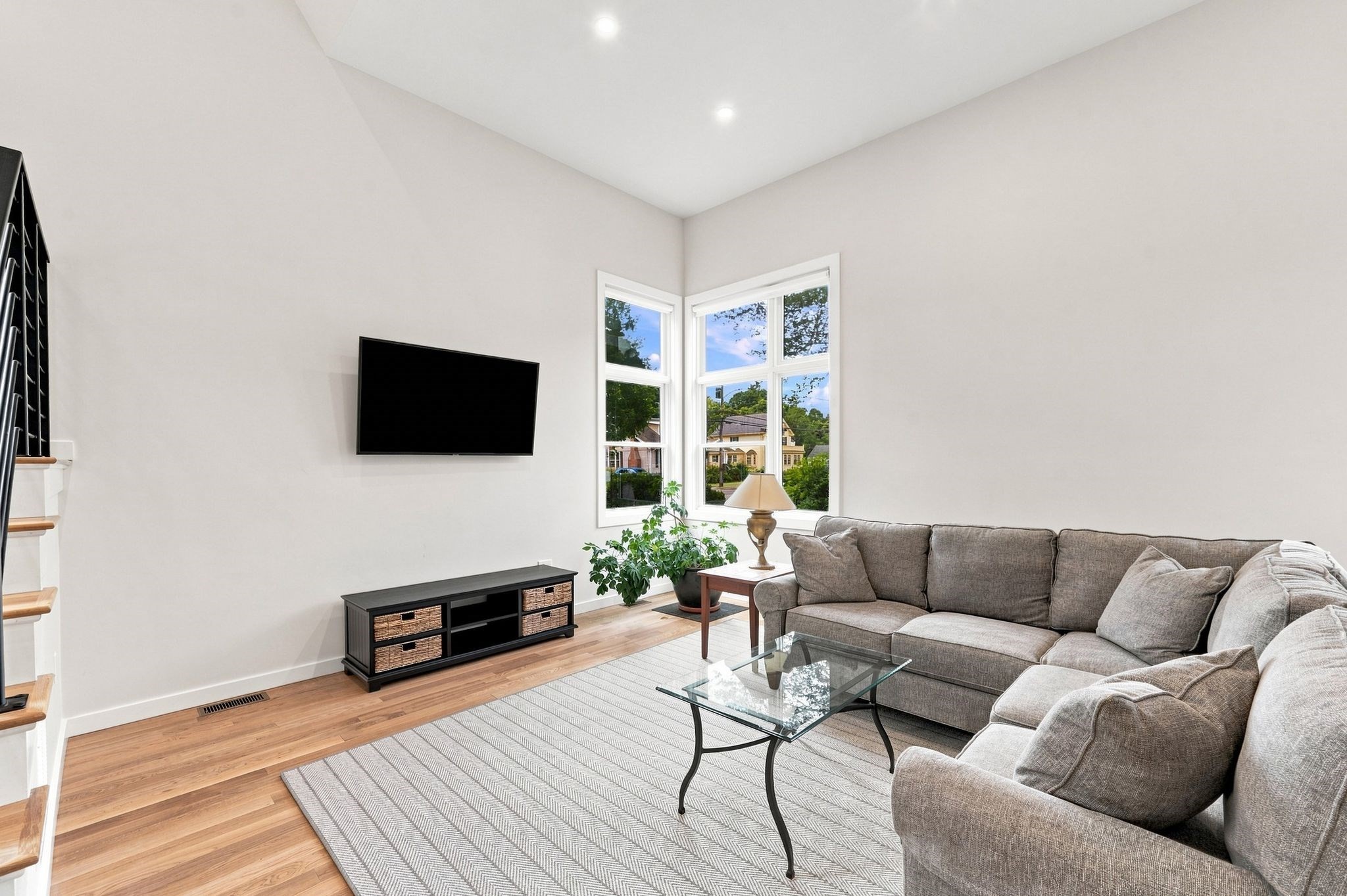 1 Dartmouth Road Property Photo 13