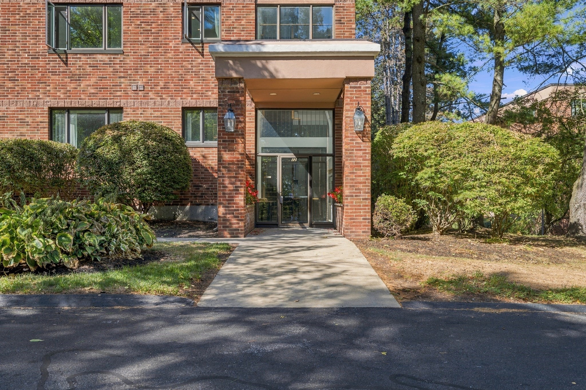 12 Ledgewood Way # 21 Property Photo 1