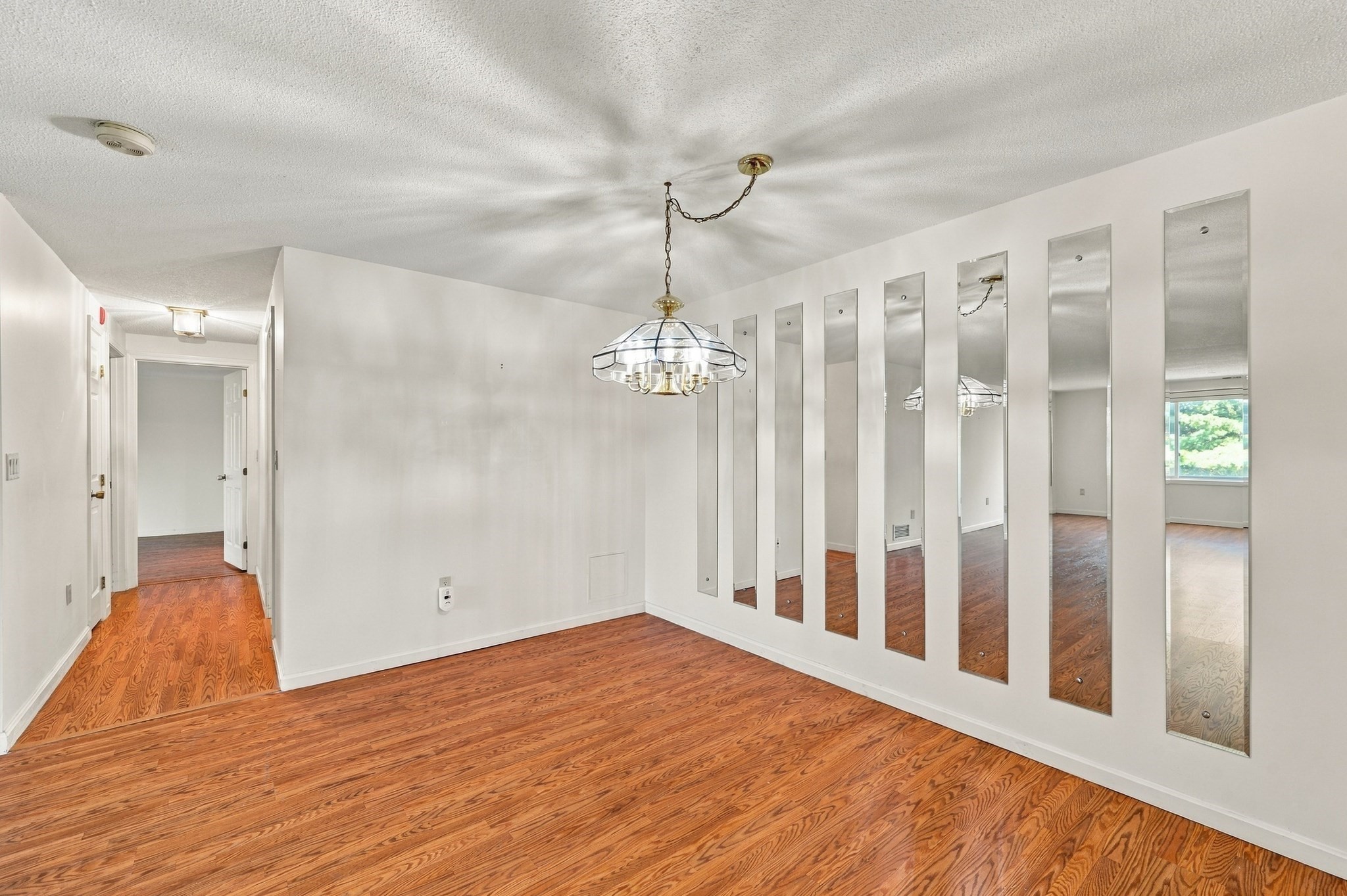 12 Ledgewood Way # 21 Property Photo 8
