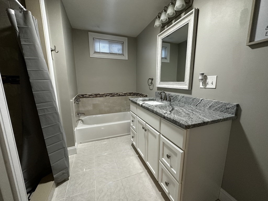 228 Spring St # 1 Property Photo 18