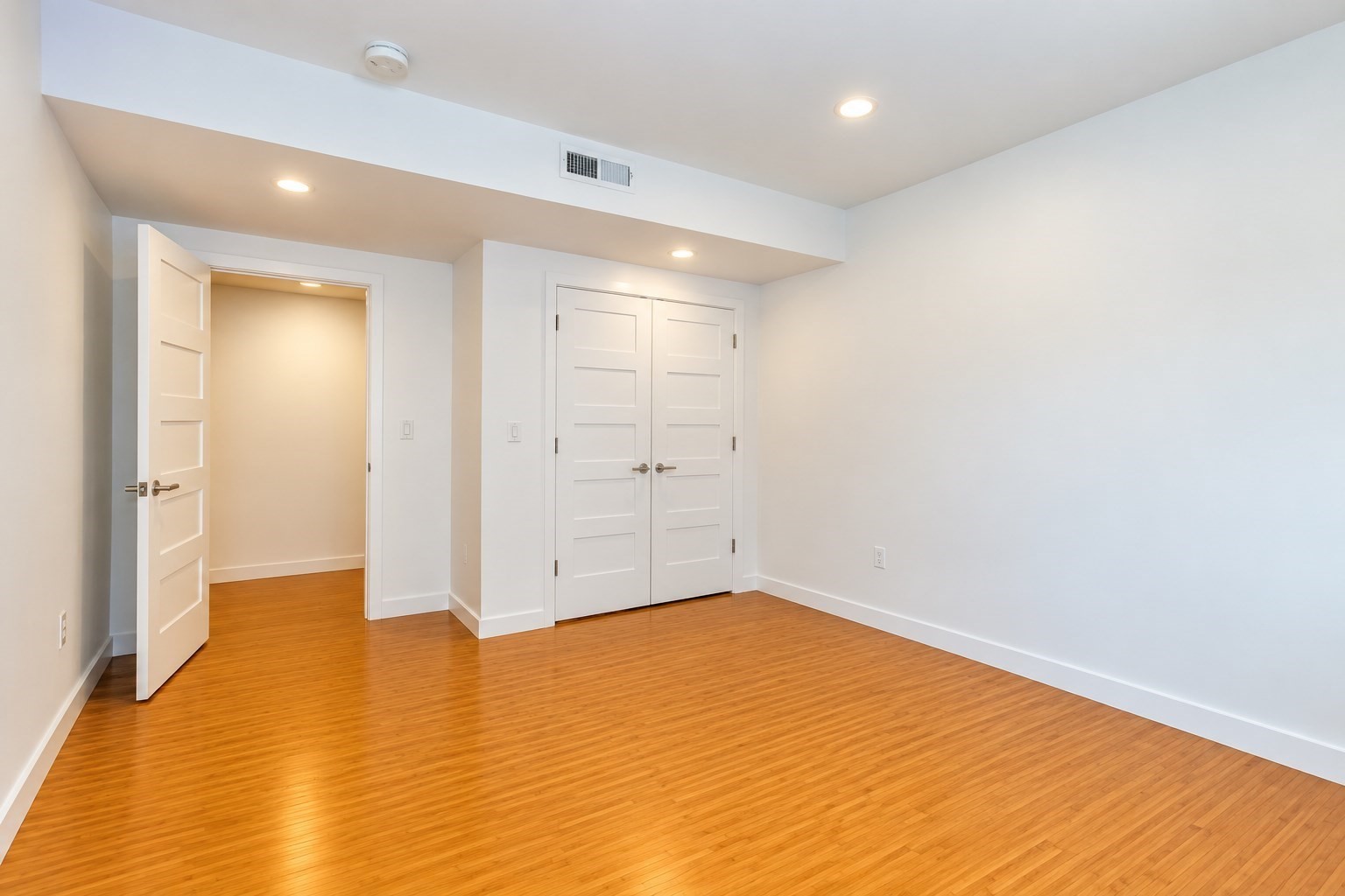 2021 Commonwealth Ave # B Property Photo 8