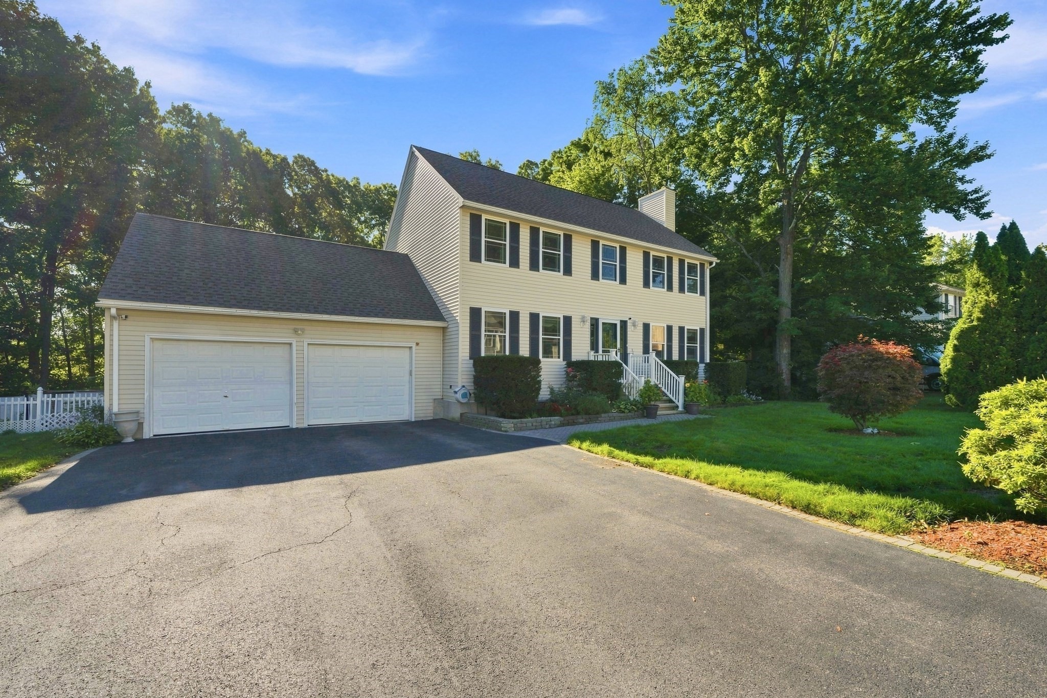 5 Lady Slipper Ln Property Photo 1