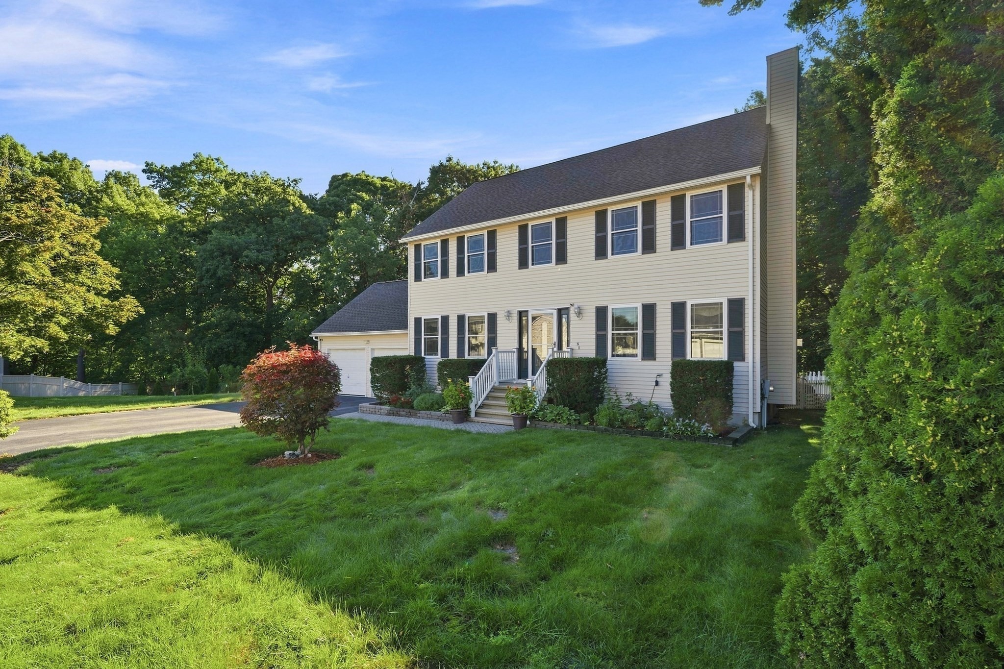 5 Lady Slipper Ln Property Photo 1