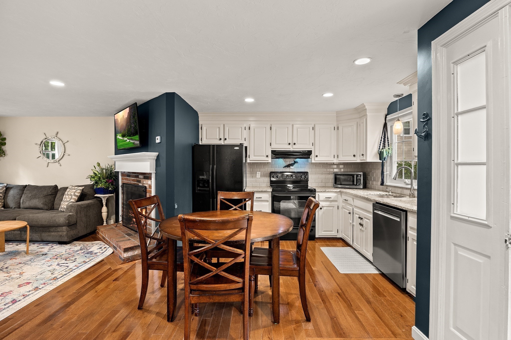 40 Megansett Dr # 10c Property Photo 6