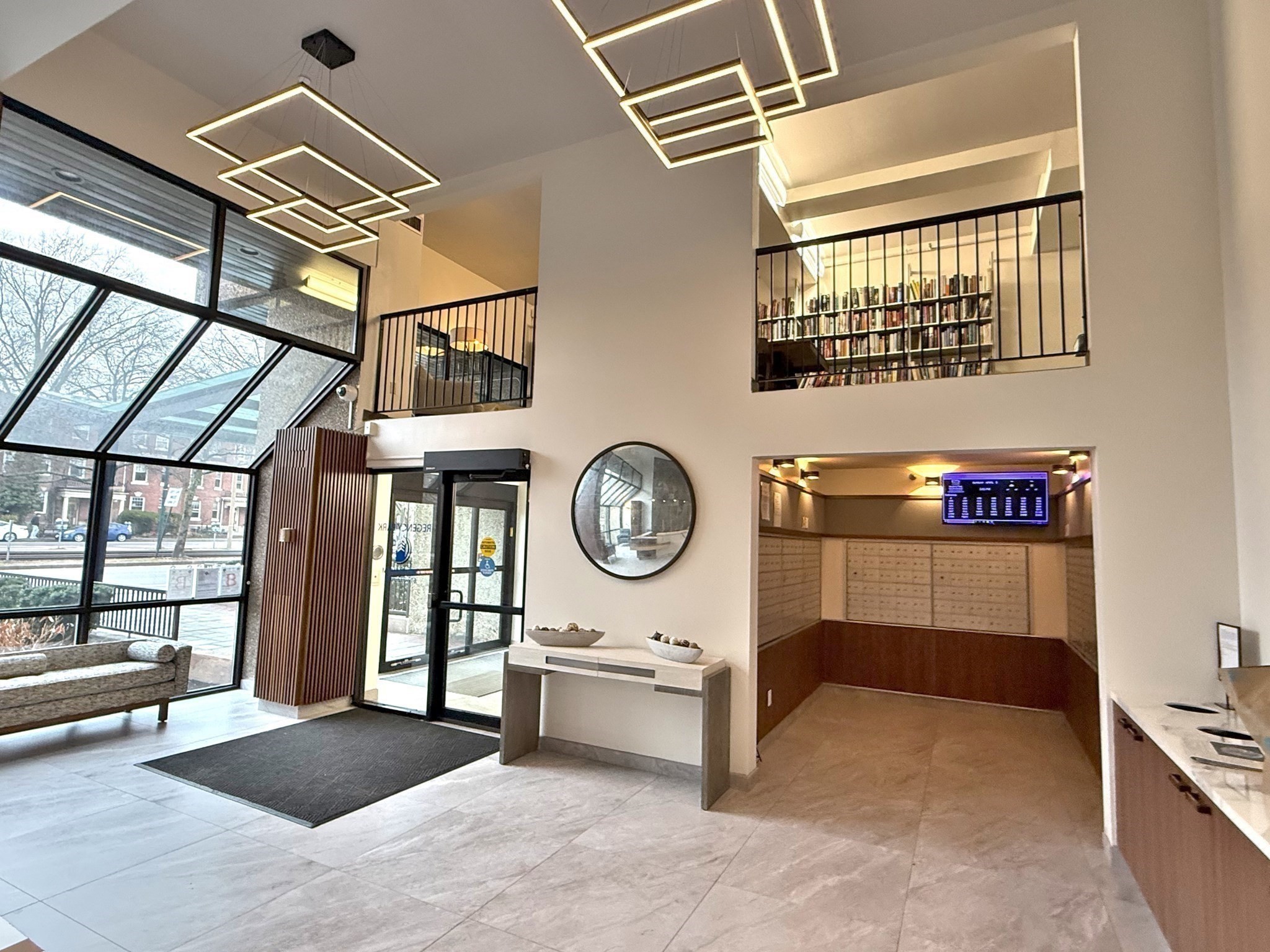 1731 Beacon St # 713 Property Photo 5