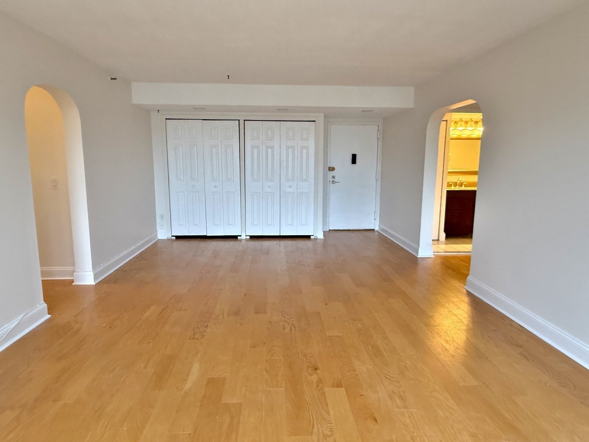 1731 Beacon St # 713 Property Photo 17