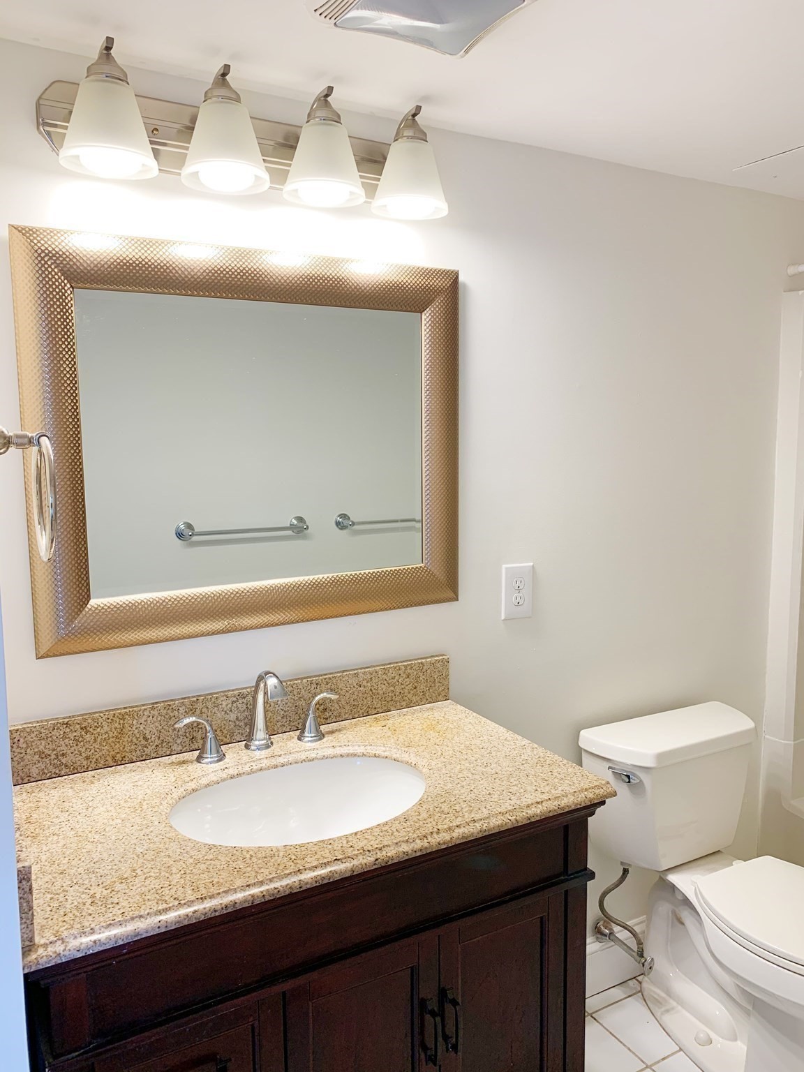 1731 Beacon St # 713 Property Photo 30