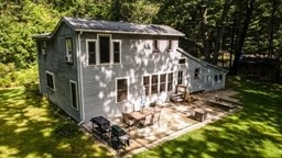 69 Lockes Village Rd Property Photo 1