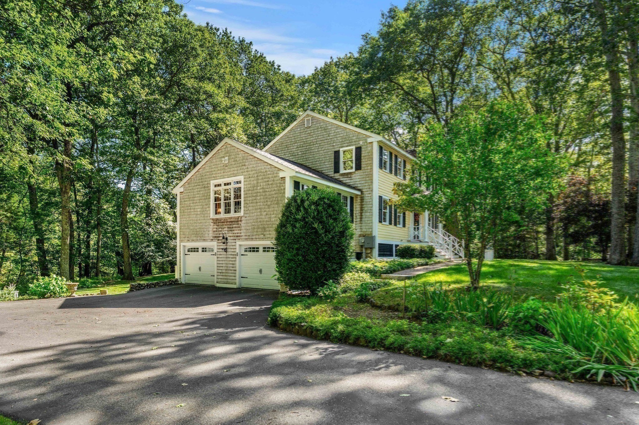 175 Herrick Rd Property Photo 41