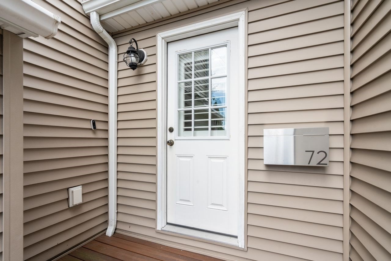 72 Bornwood Drive Property Photo 2