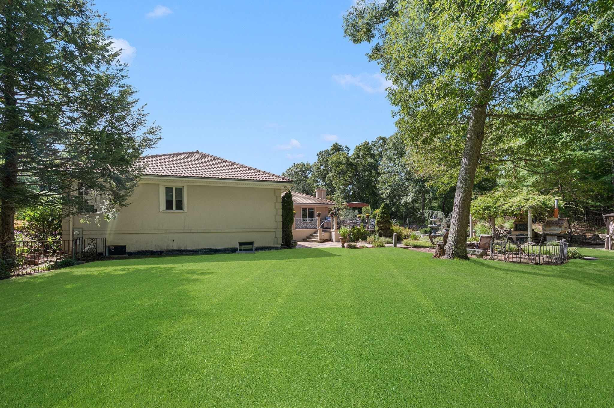 22 Brook View Dr Property Photo 33