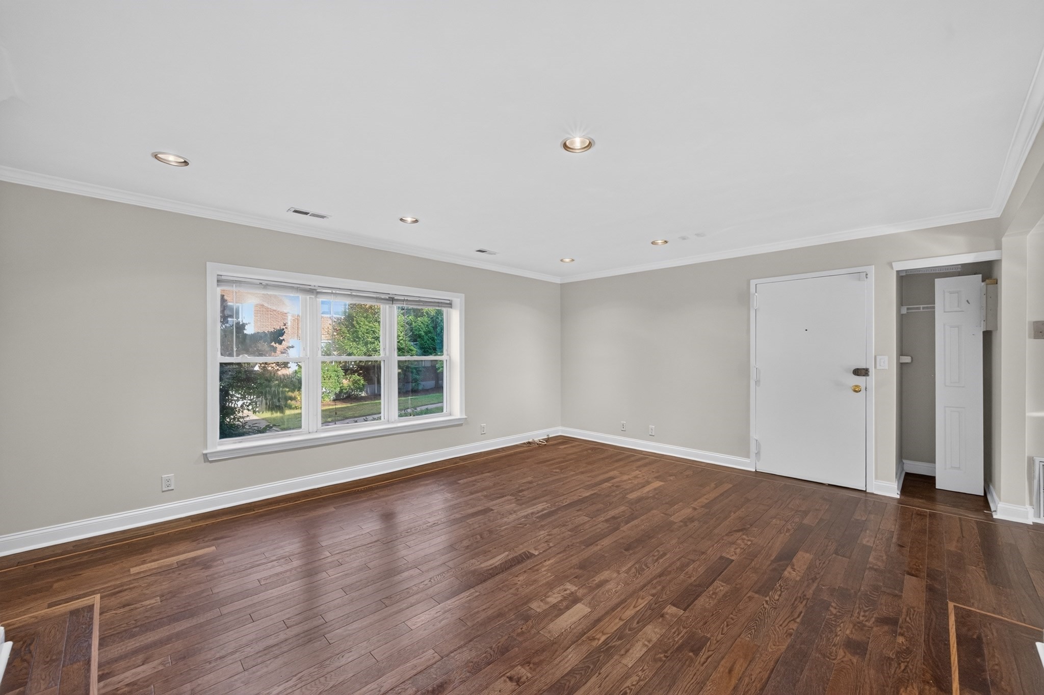 148 Newton Street # 2 Property Photo 8
