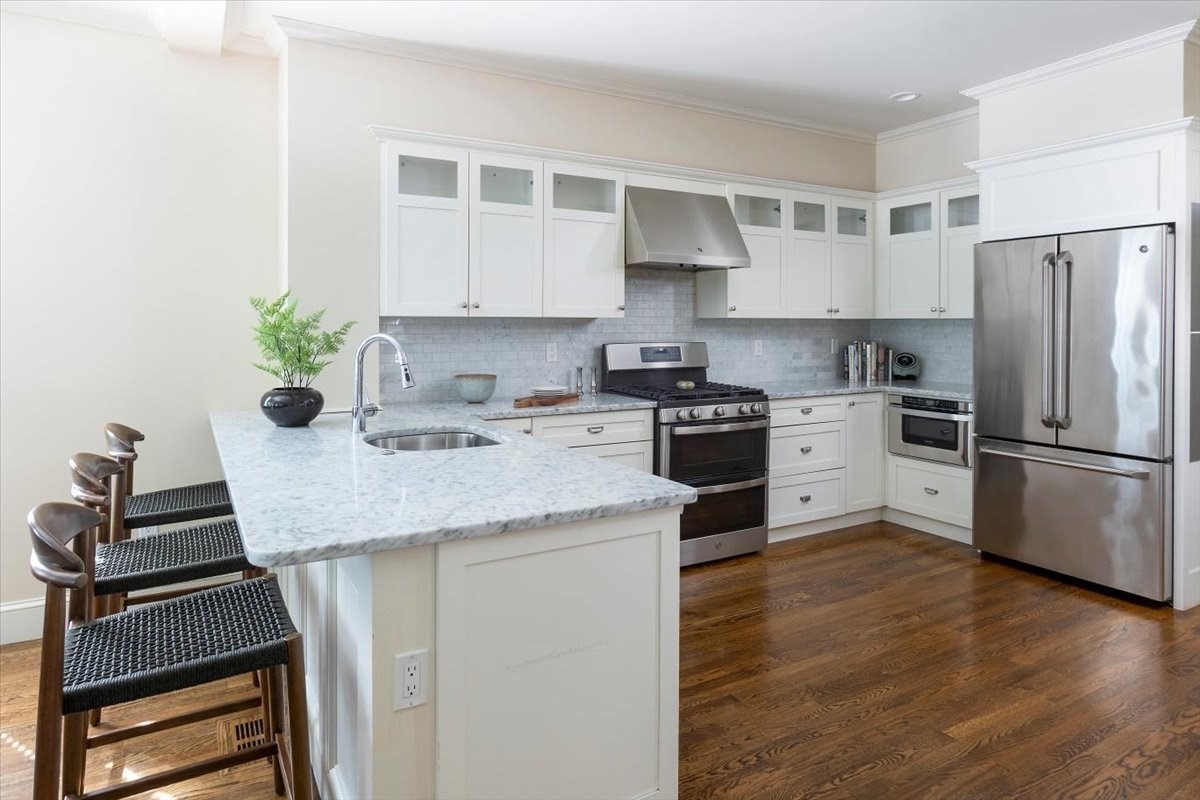 17 Davis Ave. # 1 Property Photo 6