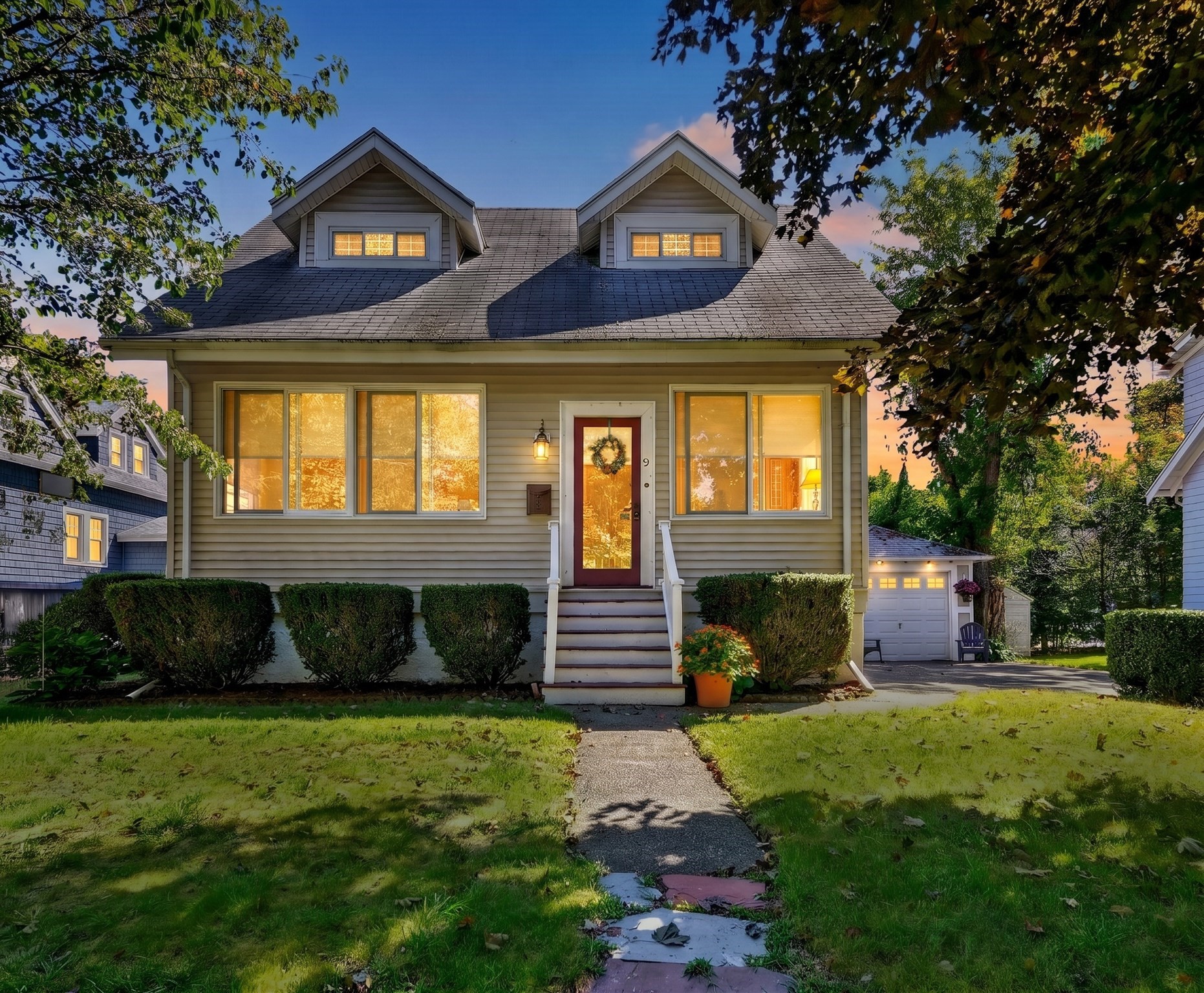 9 Cottage Street Property Photo 1