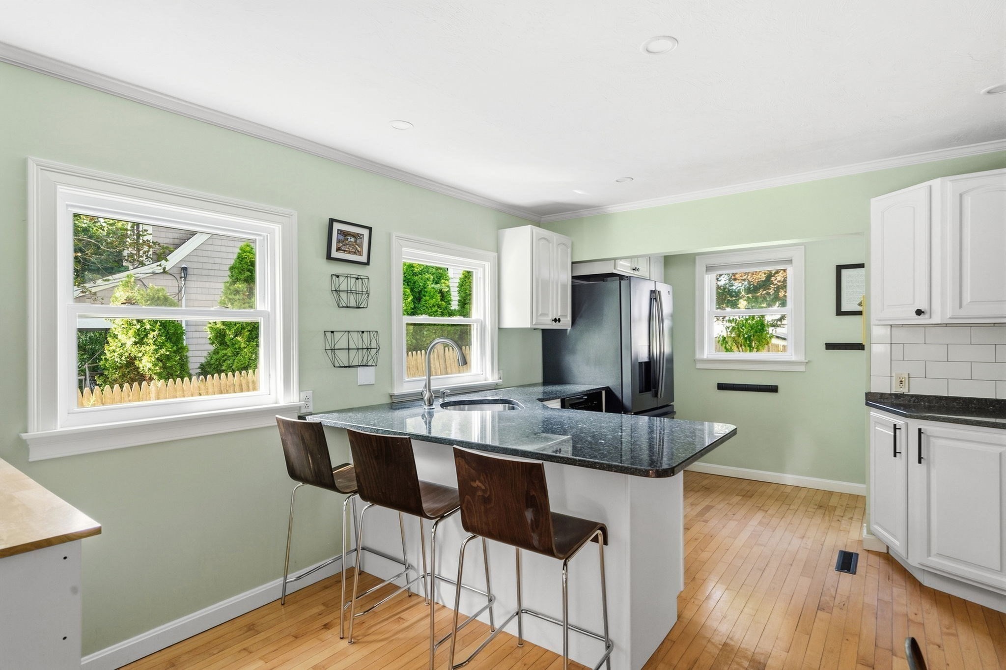 11 Wood Street Property Photo 7