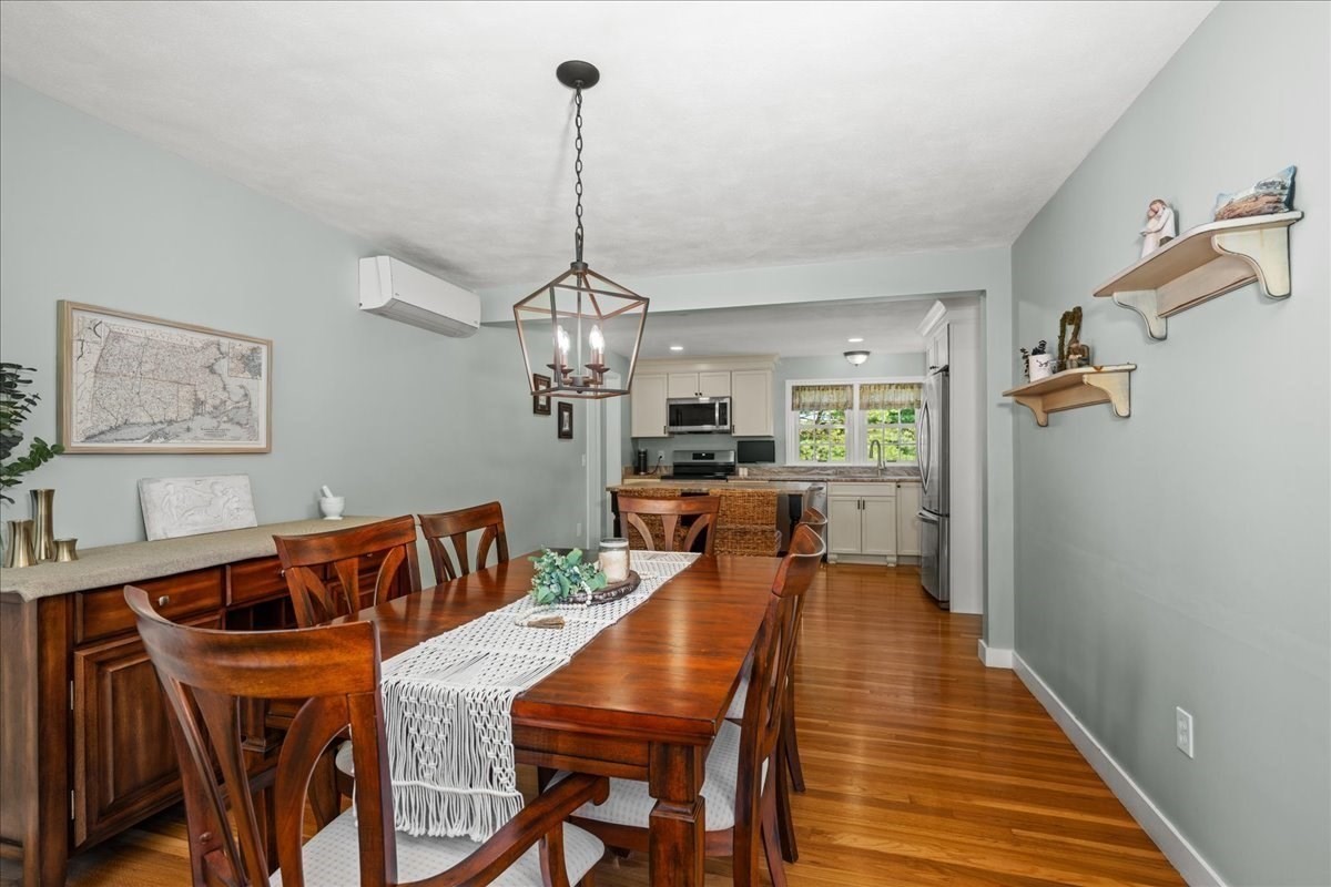 4 Robertson Rd Property Photo 11