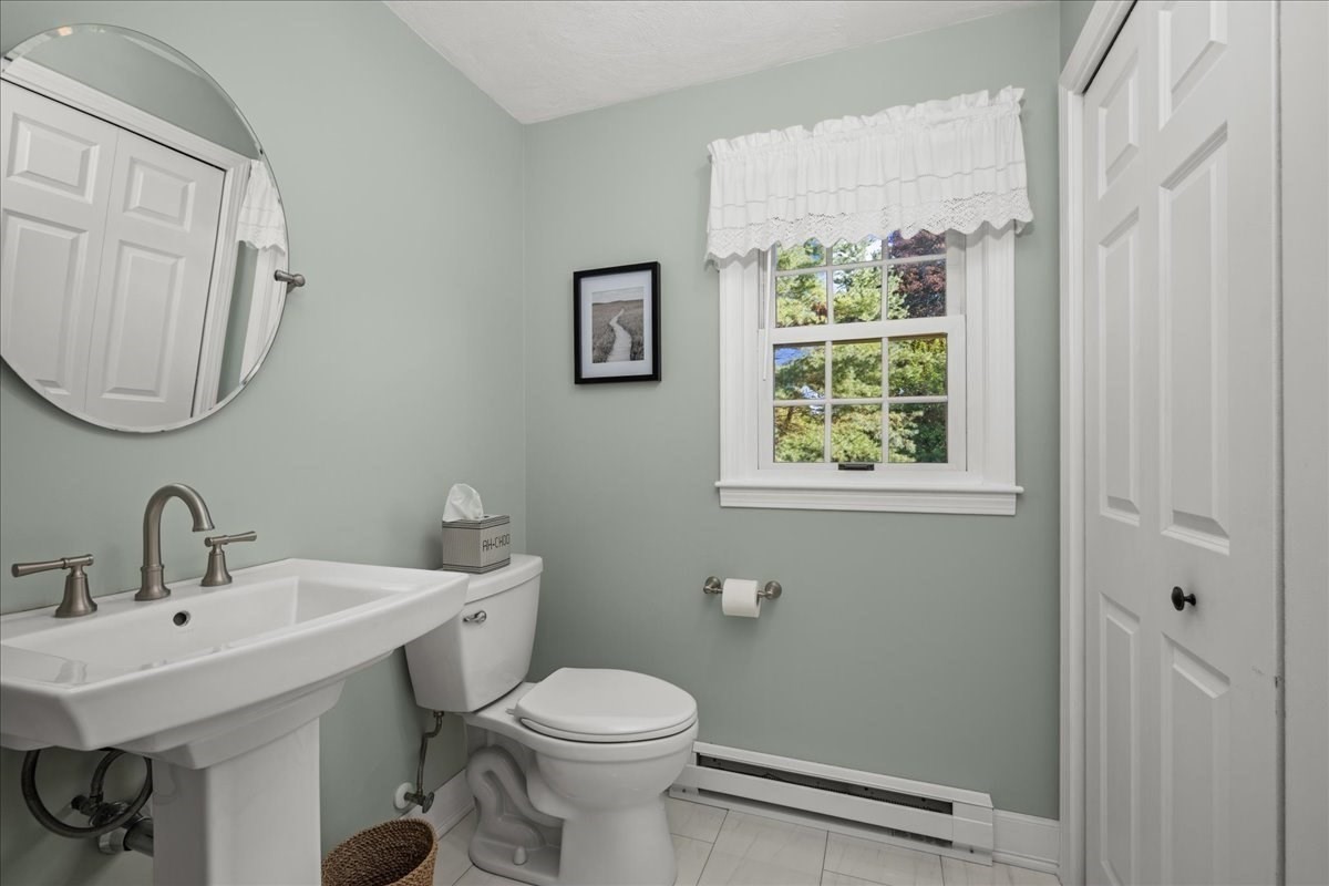 4 Robertson Rd Property Photo 16