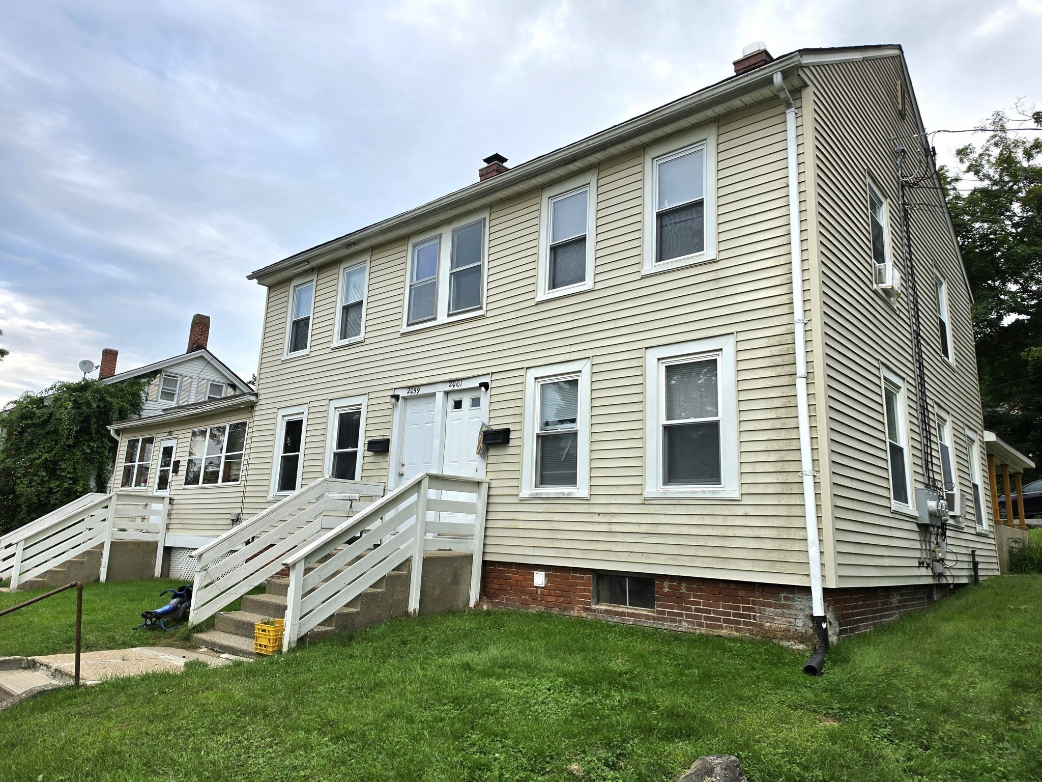 2057-2061 High St Property Photo 1