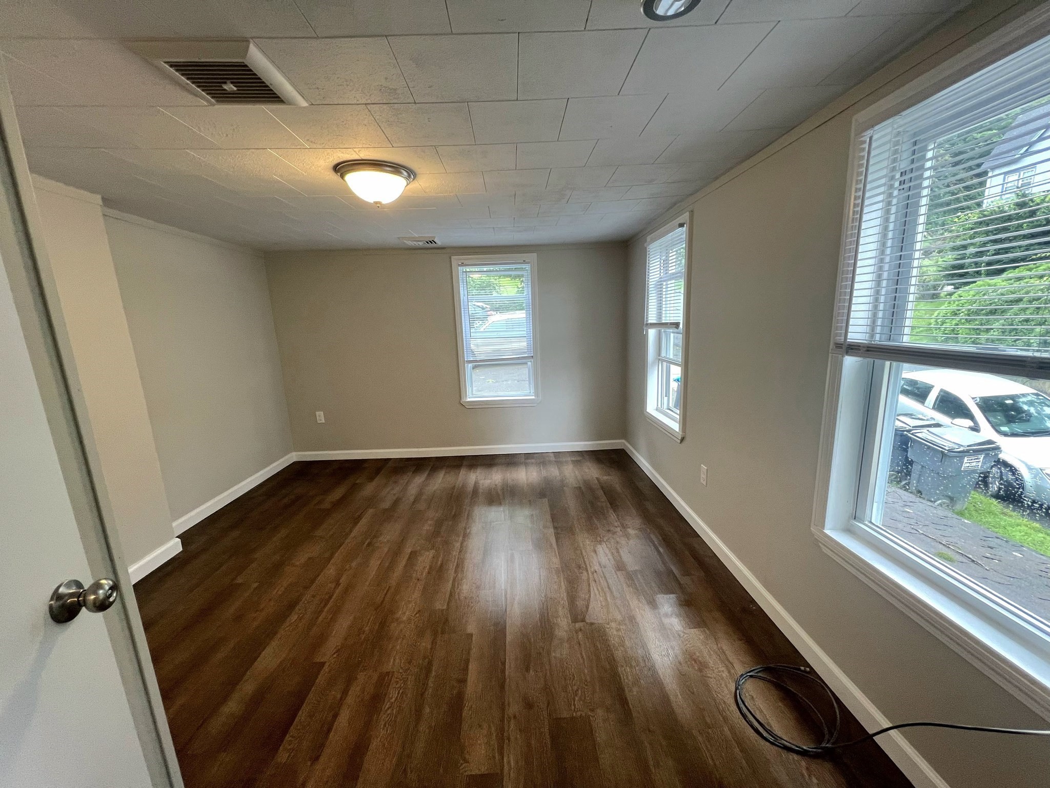 2057-2061 High St Property Photo 12