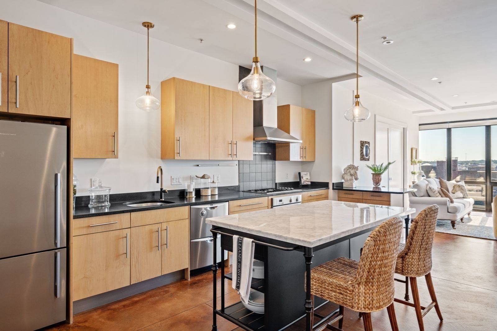 36 A St # D Property Photo 3