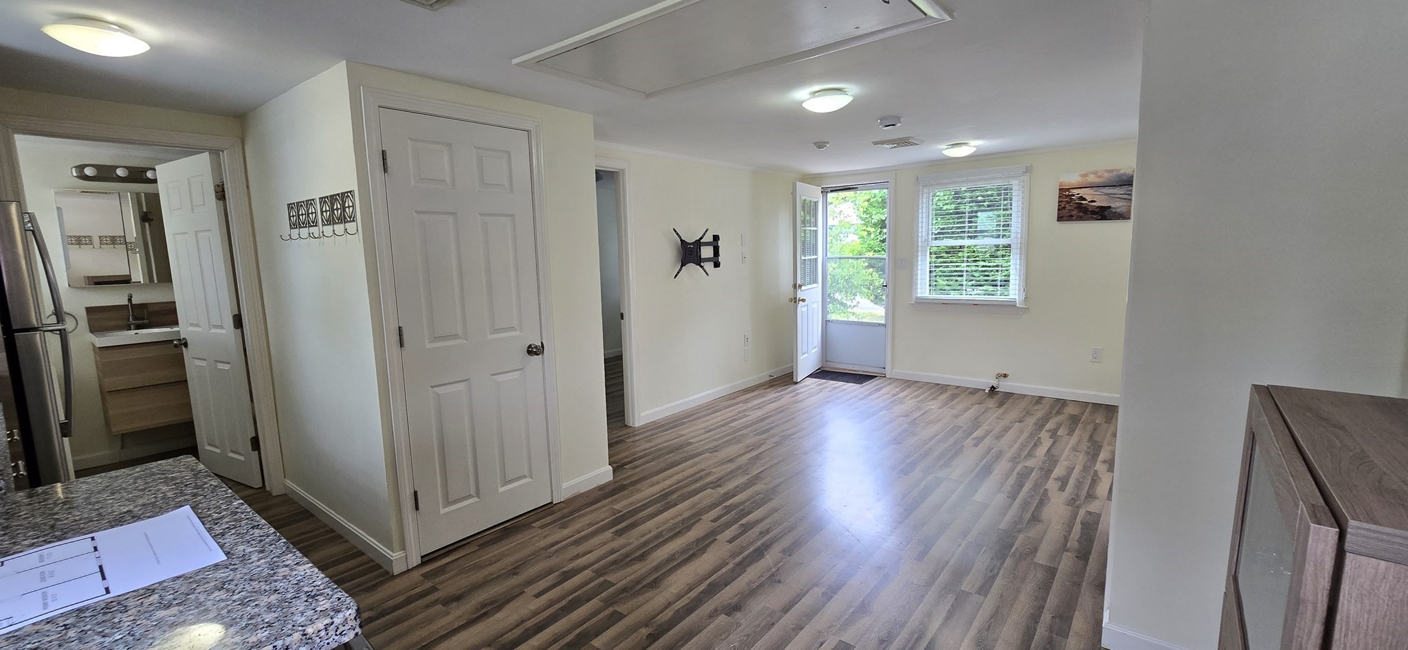 191 Sea St # 2c Property Photo 6