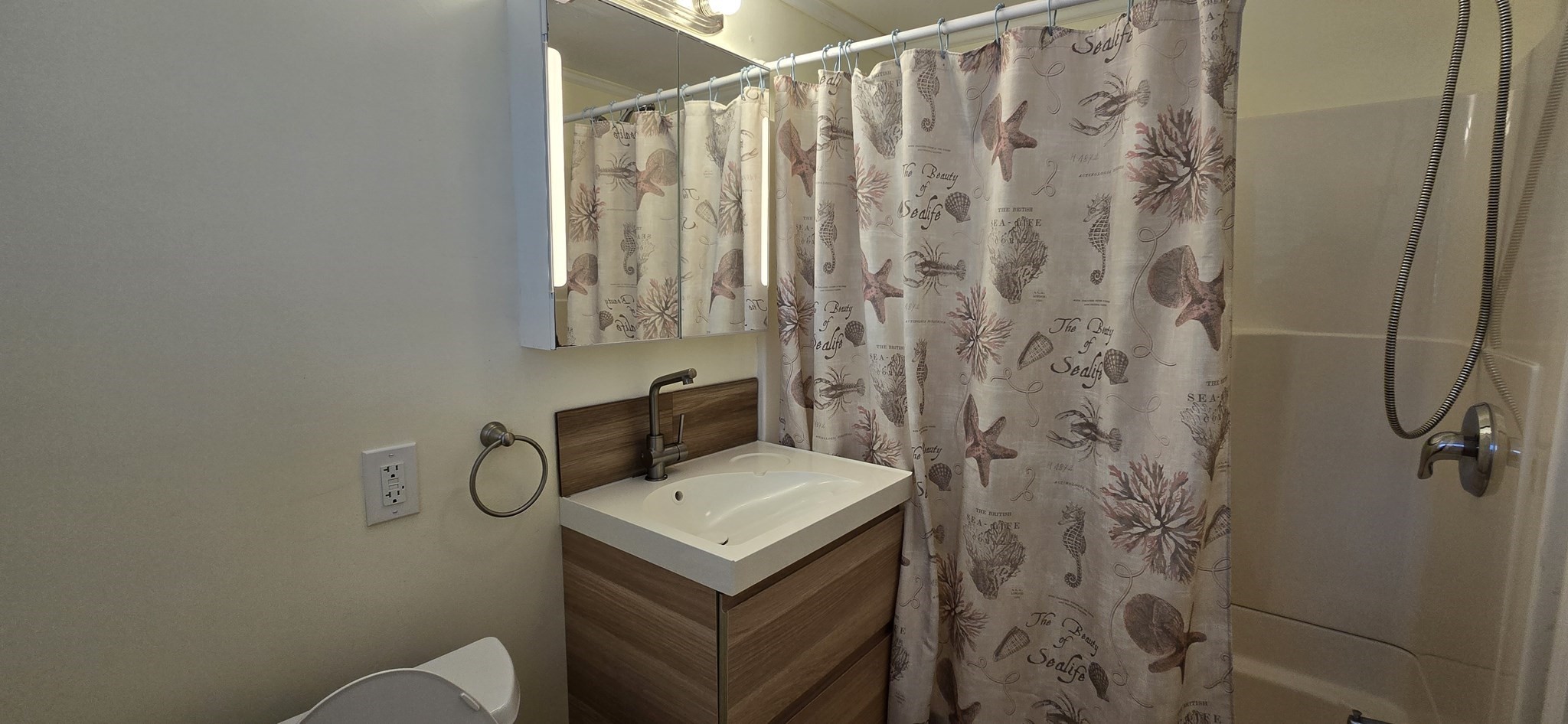 191 Sea St # 2c Property Photo 10