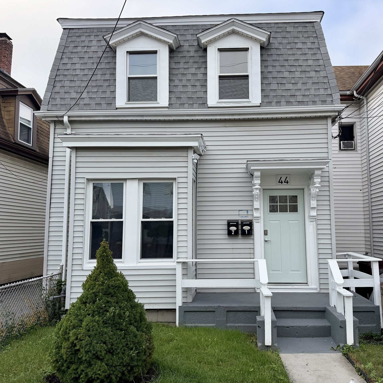 44 Everett Street # 2 Property Photo 1