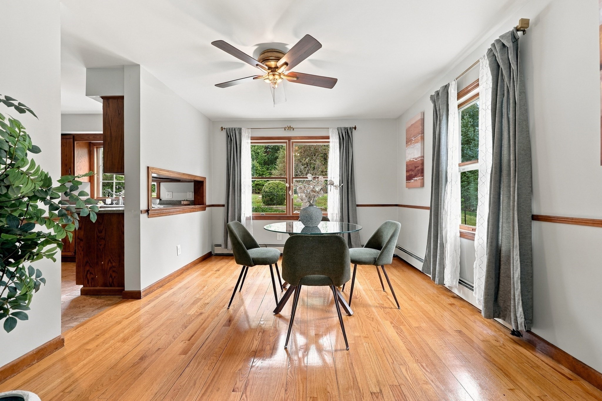 144 Laurel Street Property Photo 8