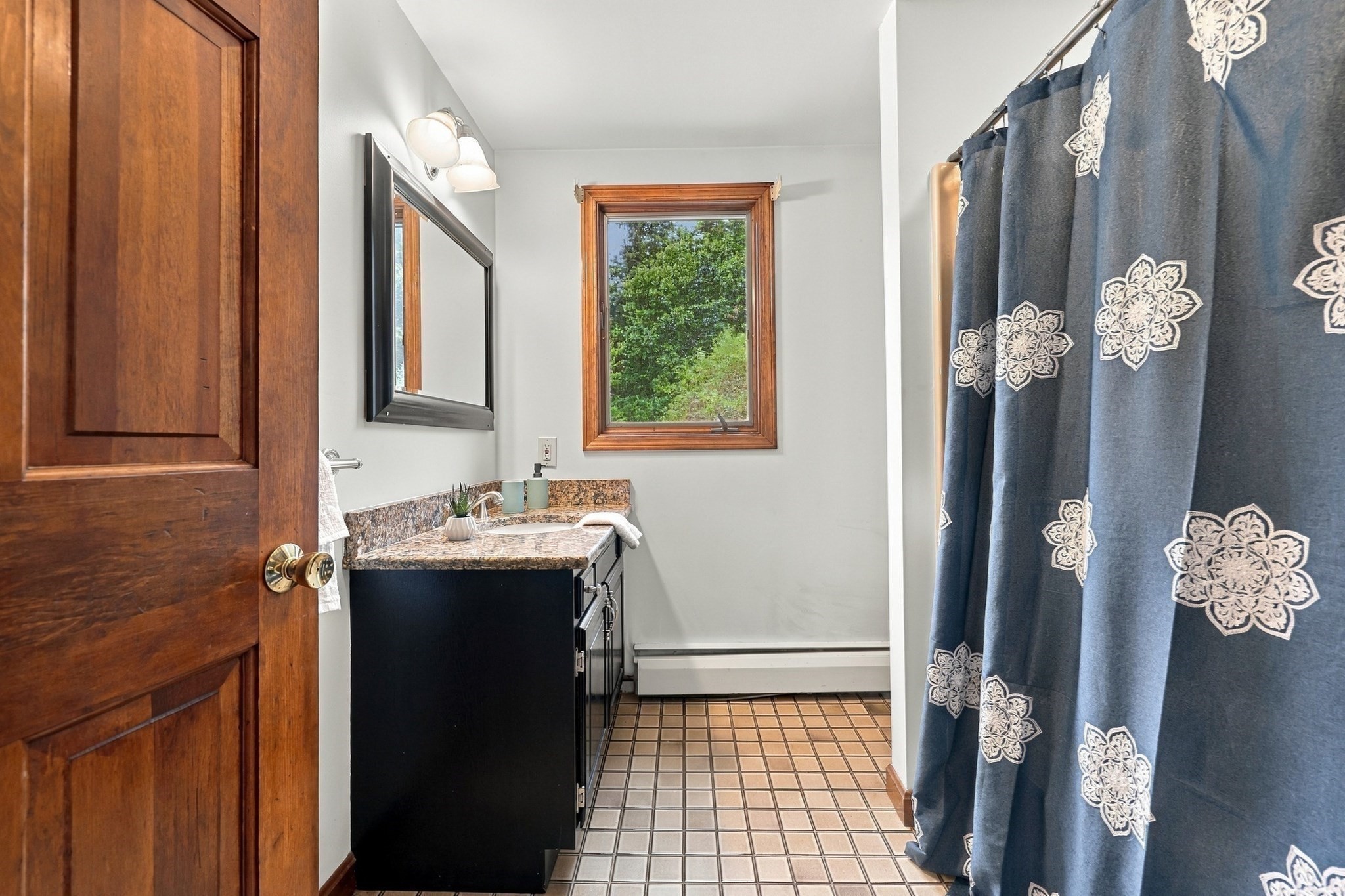 144 Laurel Street Property Photo 25